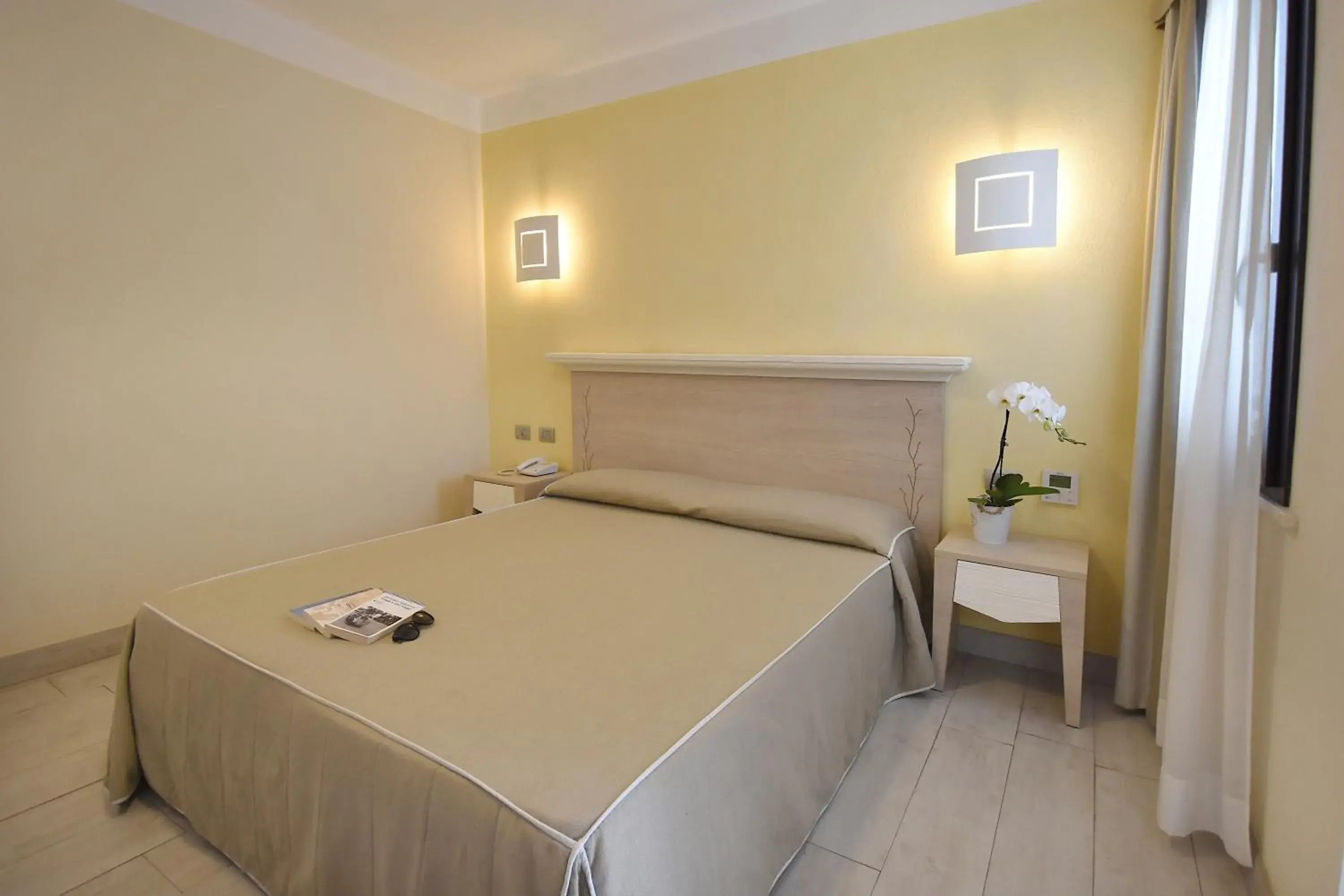 Classic Double Room in Hotel Belvir Classic Double Room in Hotel Belvir