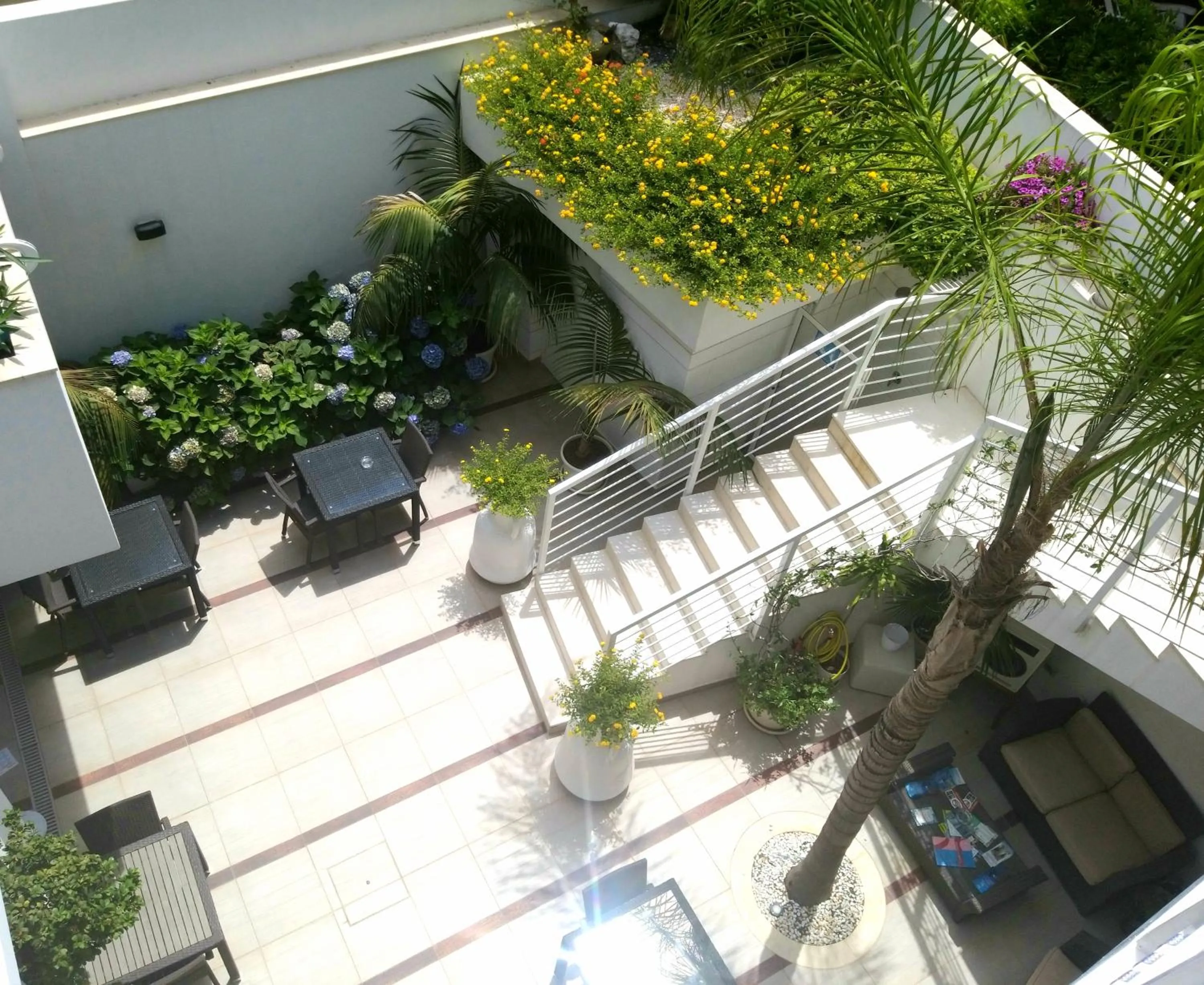 Patio in Hotel Belvir