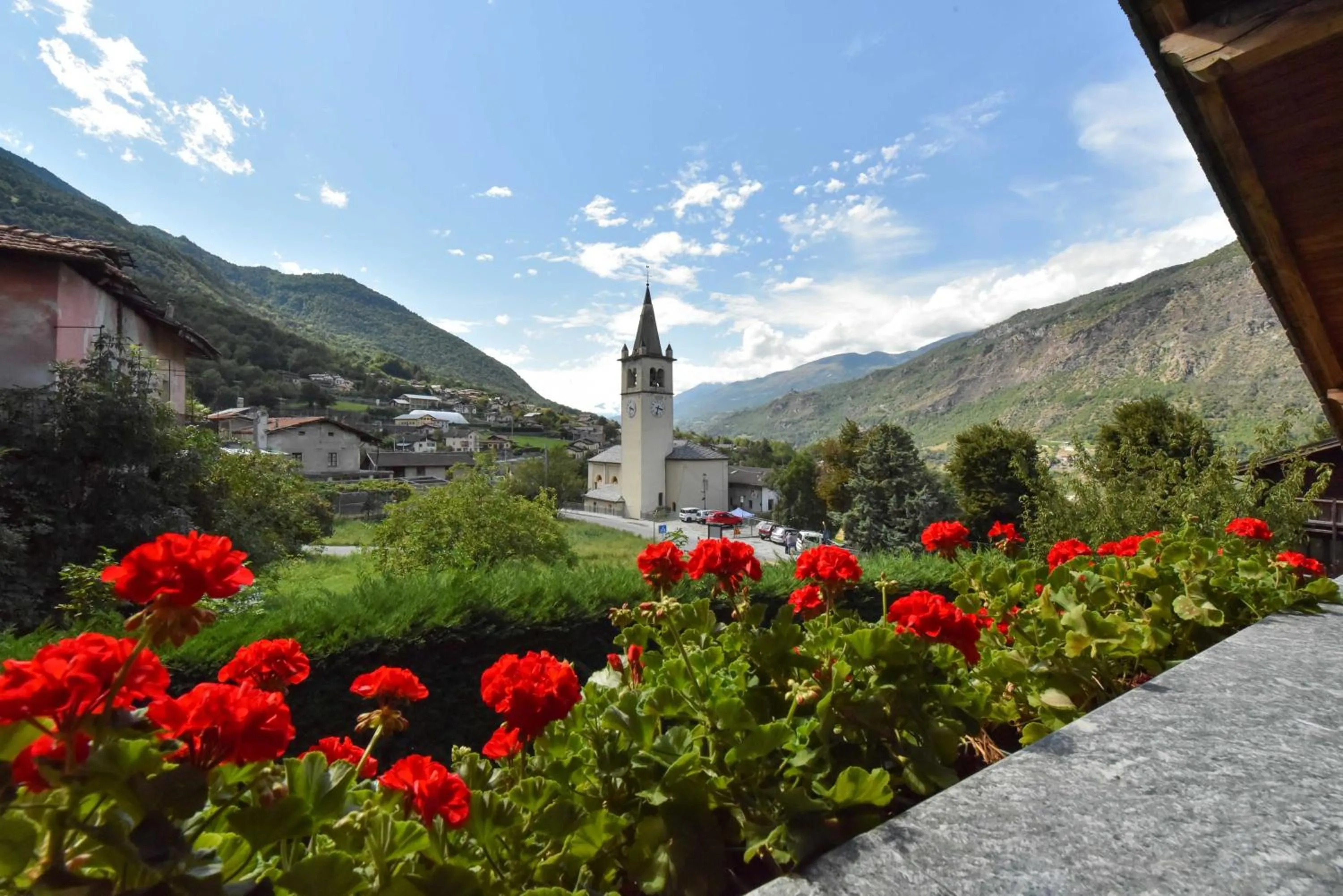 Mountain view in La Casa Della Guida