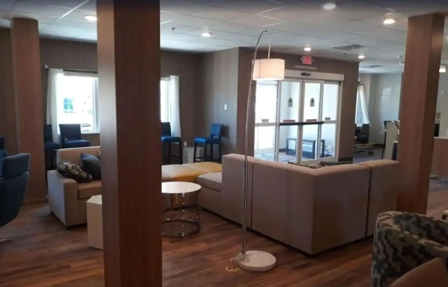 Lobby or reception in Microtel Inn & Suites by Wyndham Woodland Park