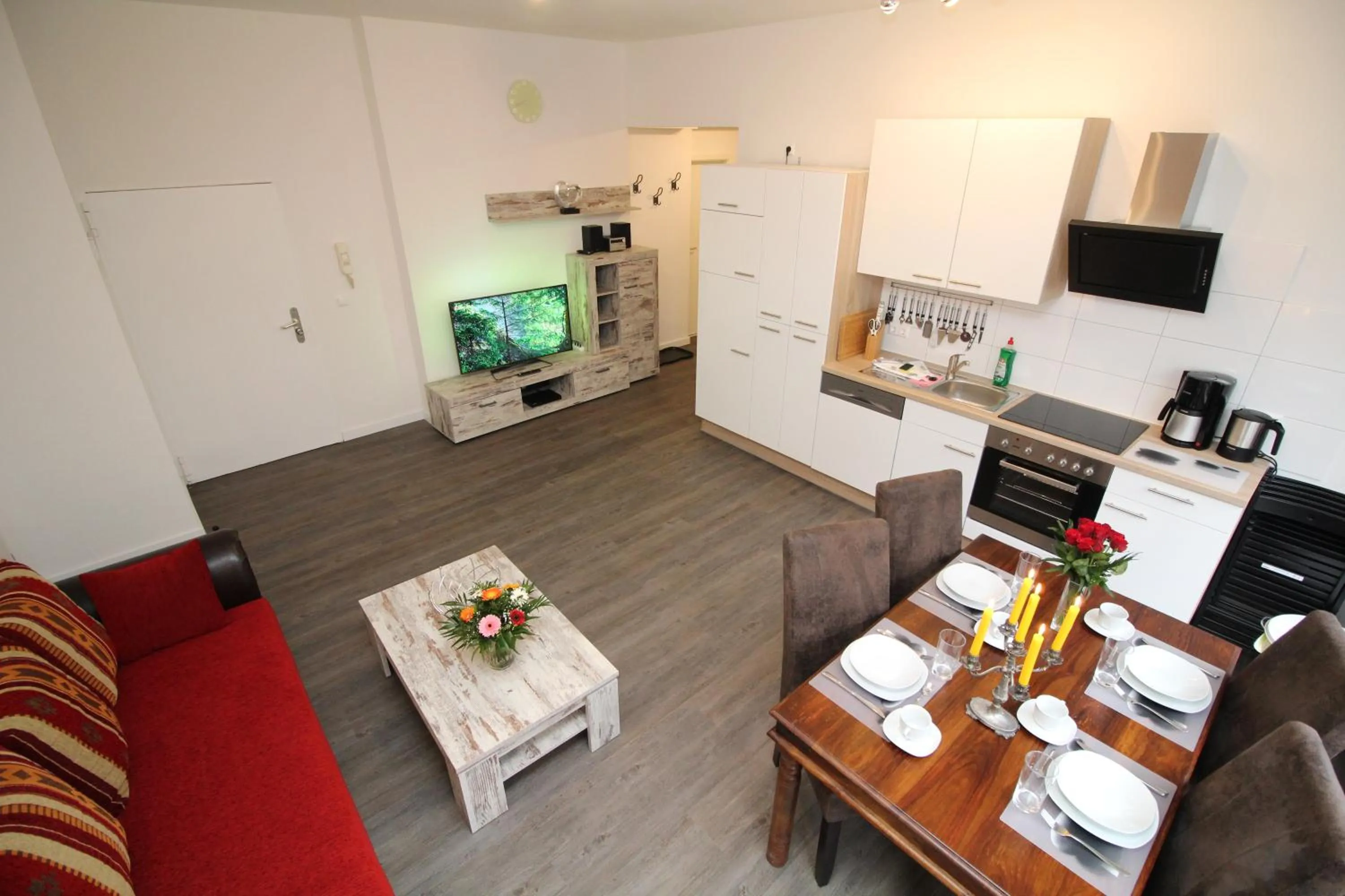 Dining area in Apartments Schöneberg