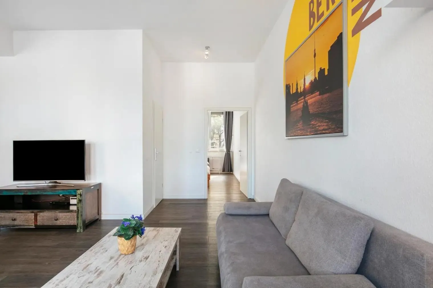 TV and multimedia in Apartments Schöneberg