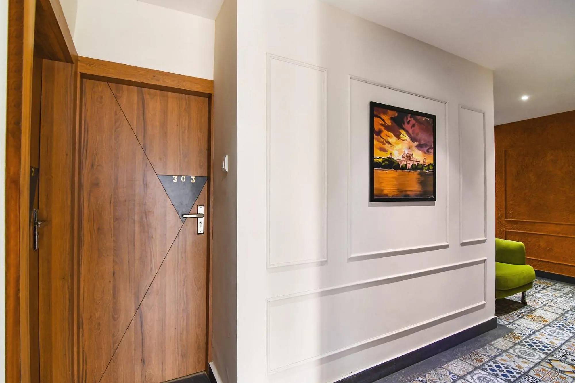 Lobby or reception in FabHotel Prime Swagatam International Chinar Park