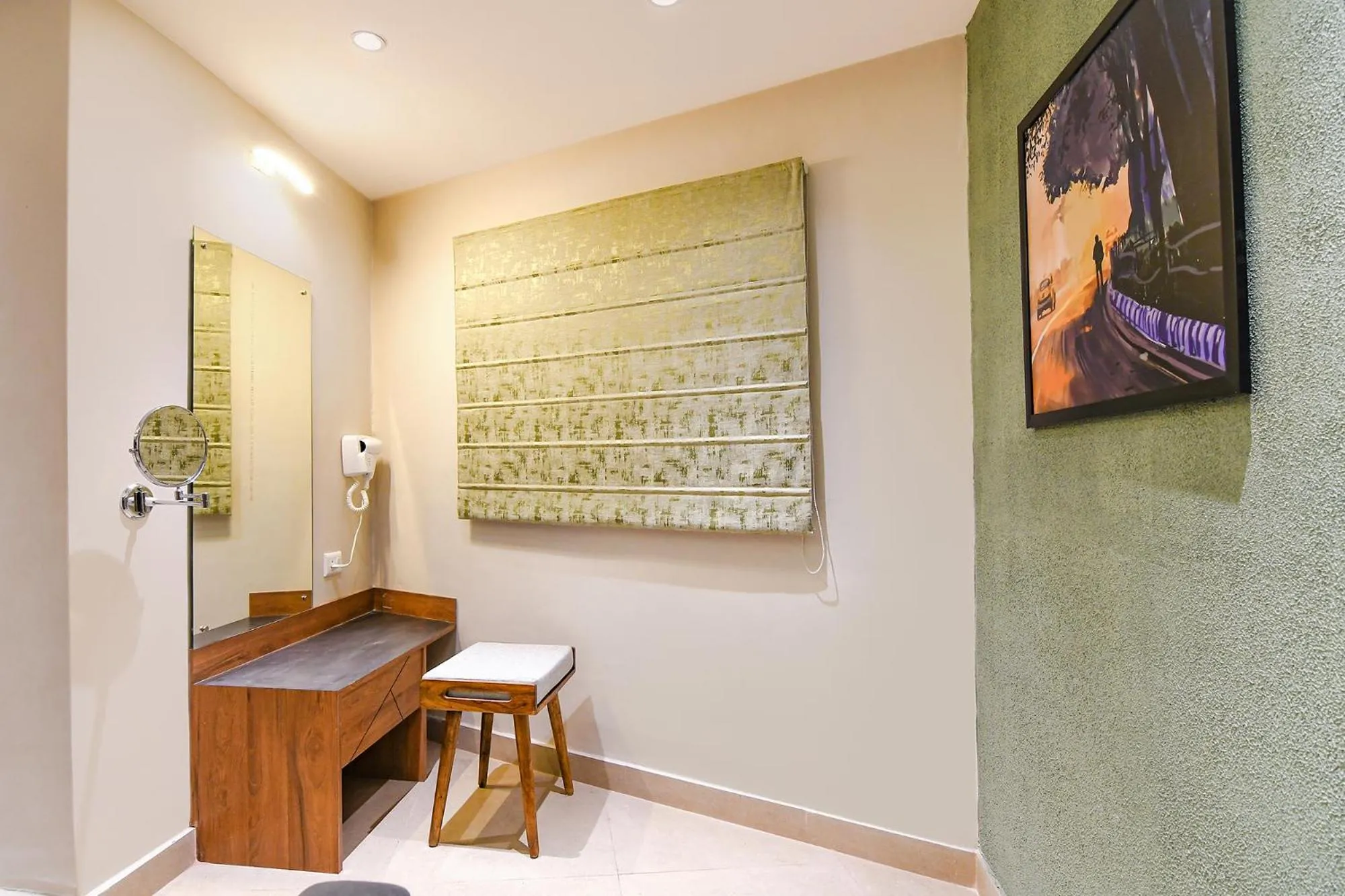 Lobby or reception in FabHotel Prime Swagatam International Chinar Park