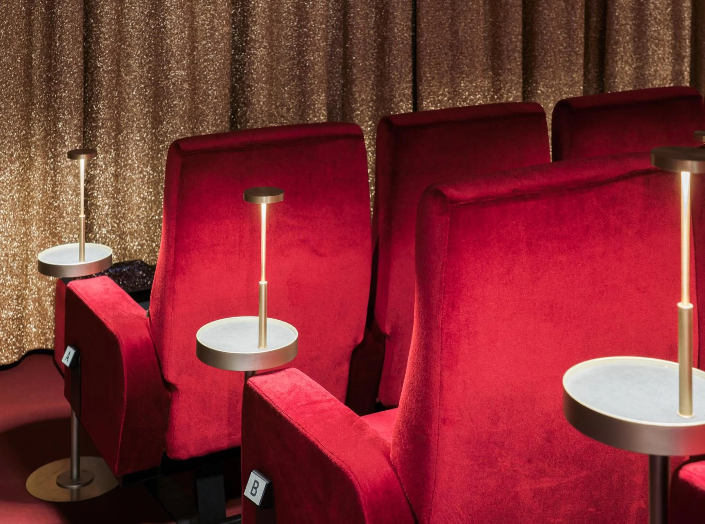 Evening entertainment in Velotel Bad Saarow