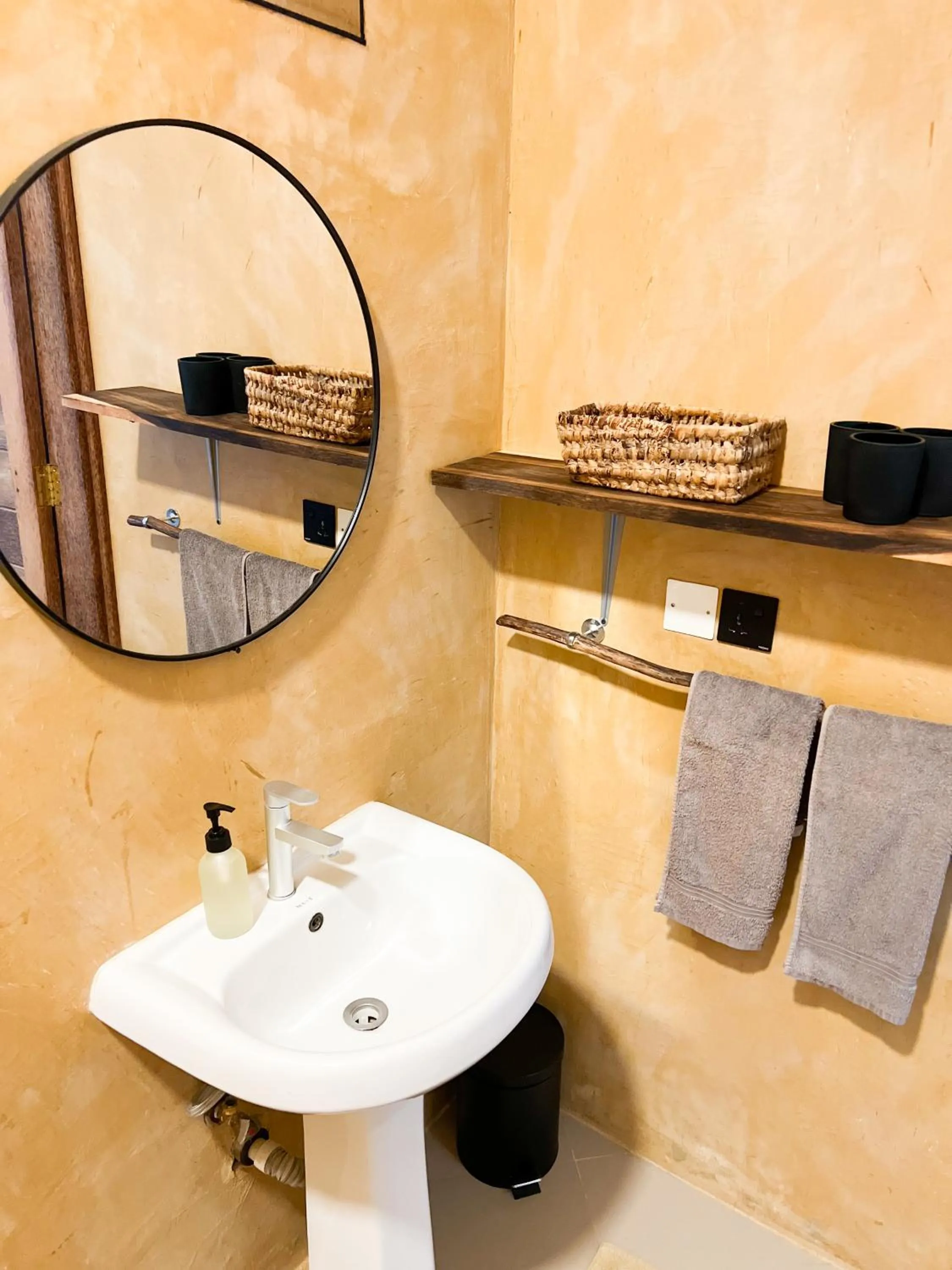 Bathroom in Siri Beach Lodge