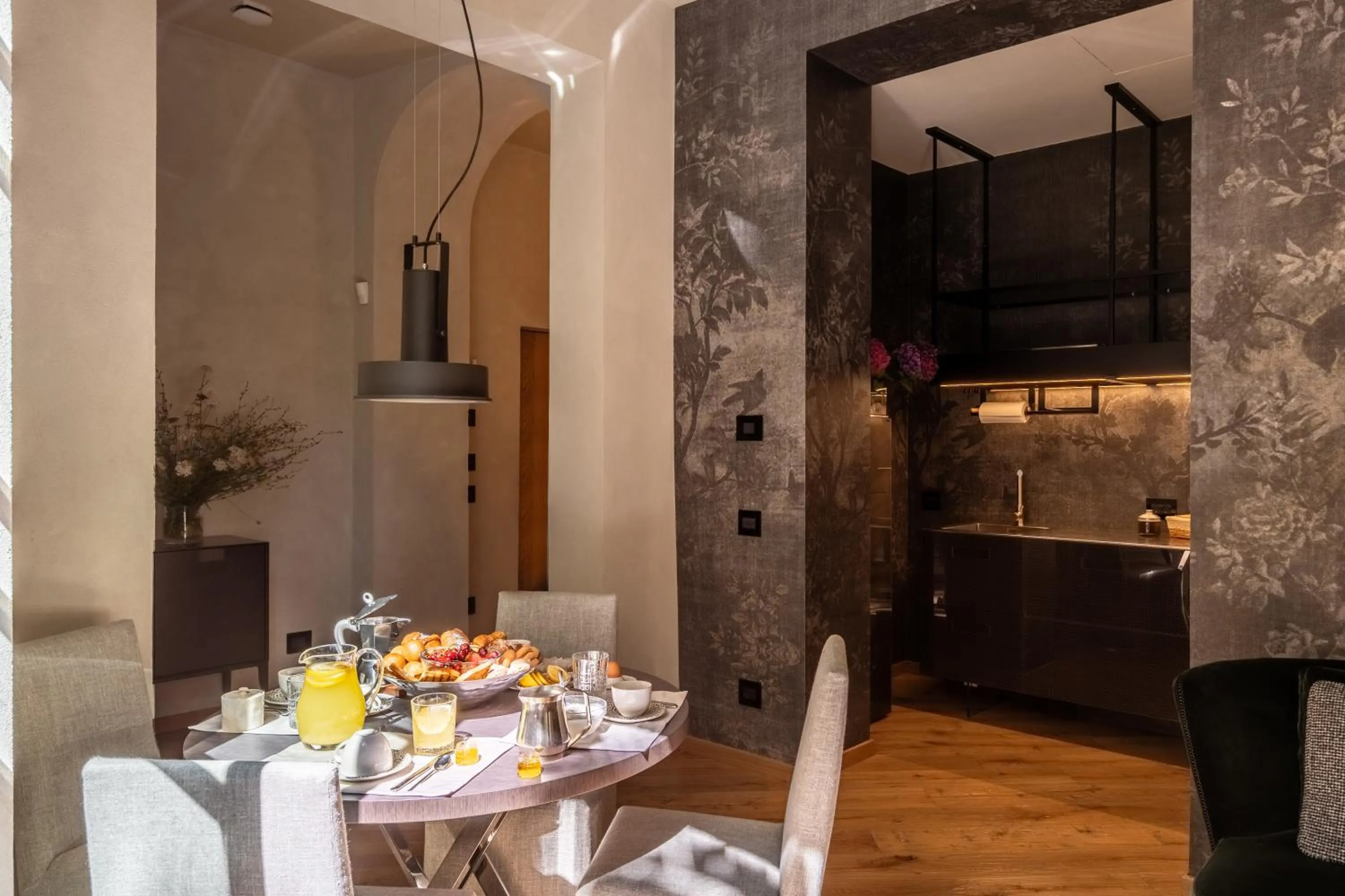 Kitchen or kitchenette in Oltrarno 1881 Apartments