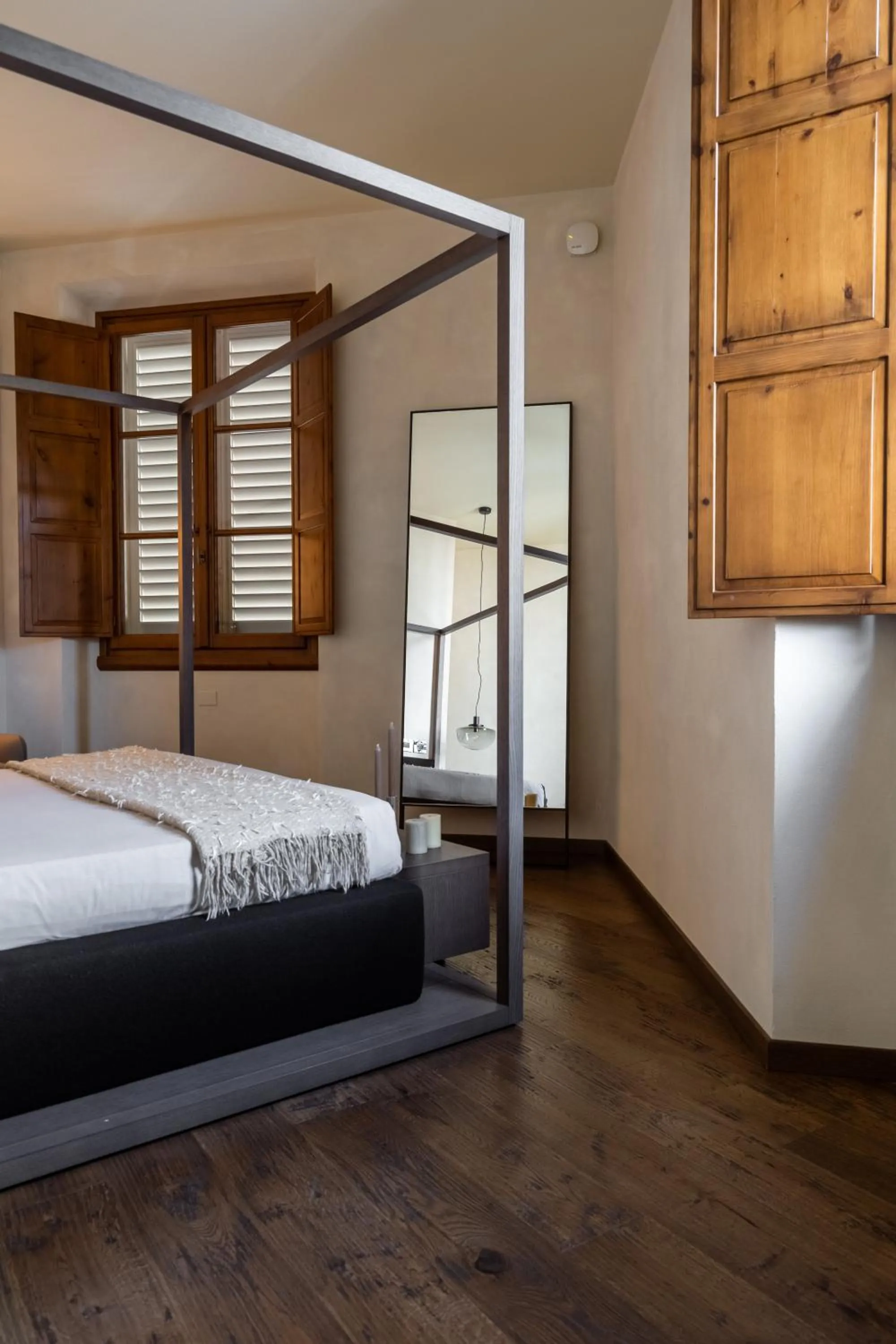 Bedroom, Bed in Oltrarno 1881 Apartments