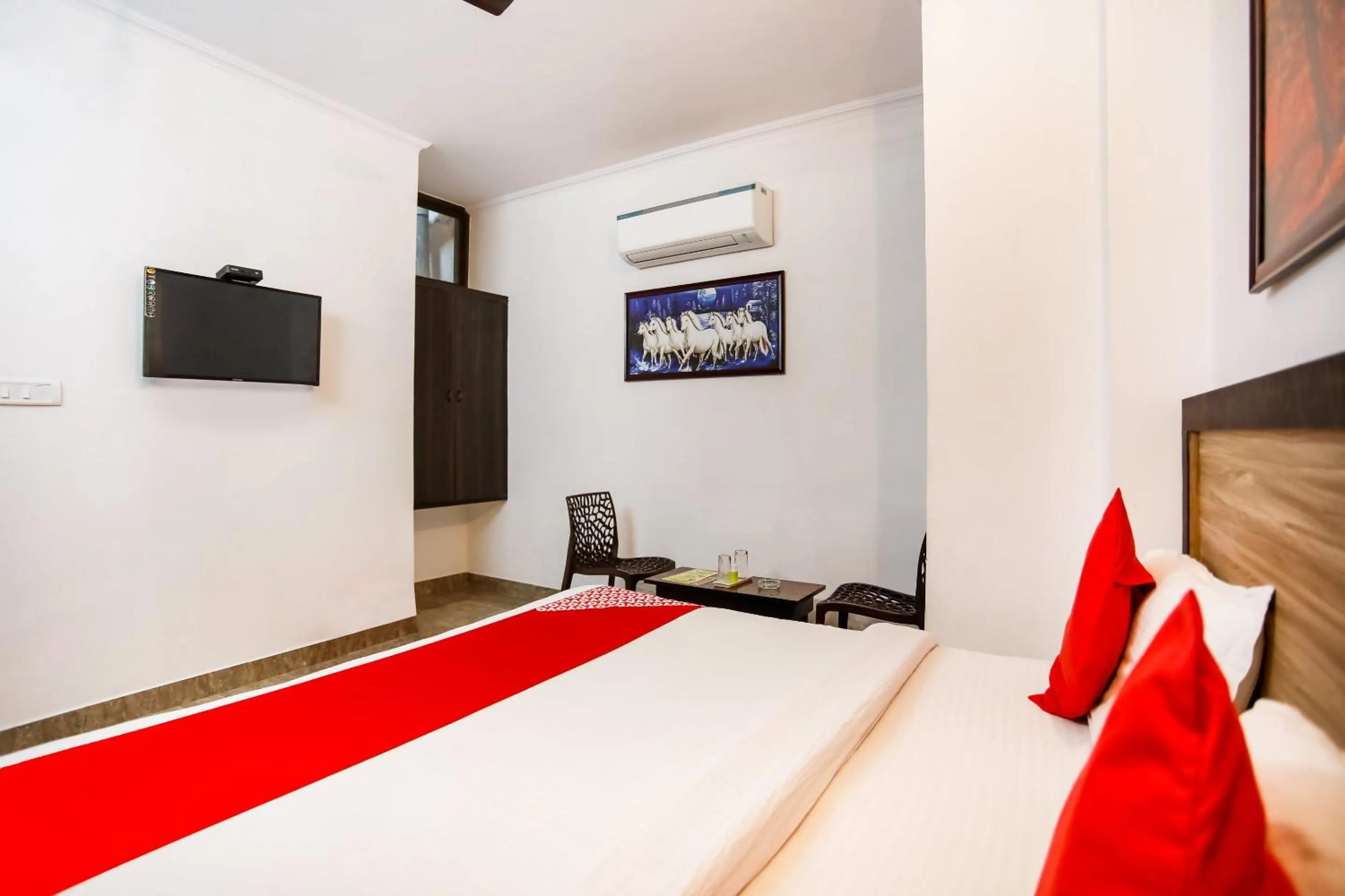 Bedroom in Hotel O SURYA INN