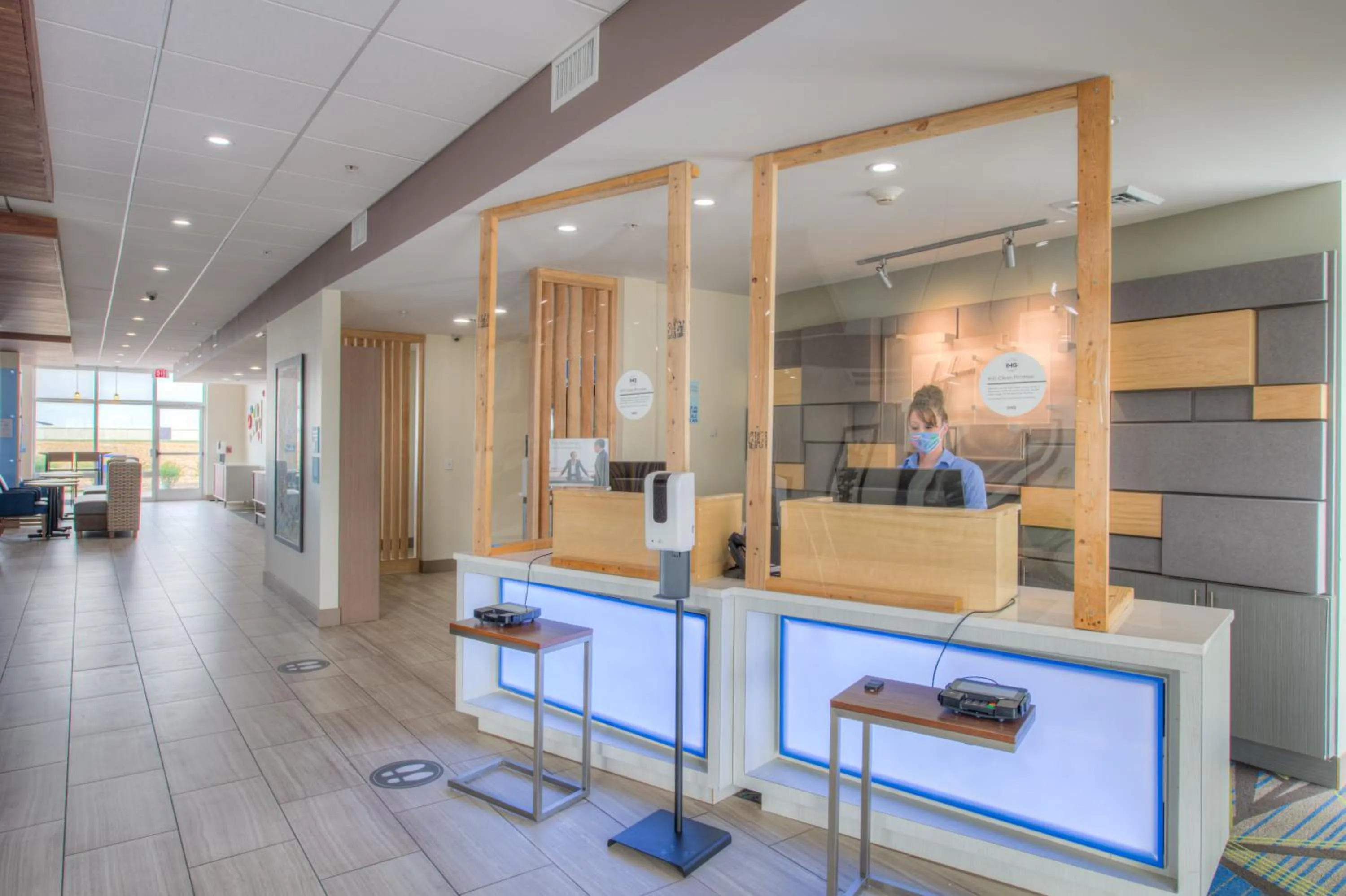 Property building in Holiday Inn Express & Suites - Remington by IHG