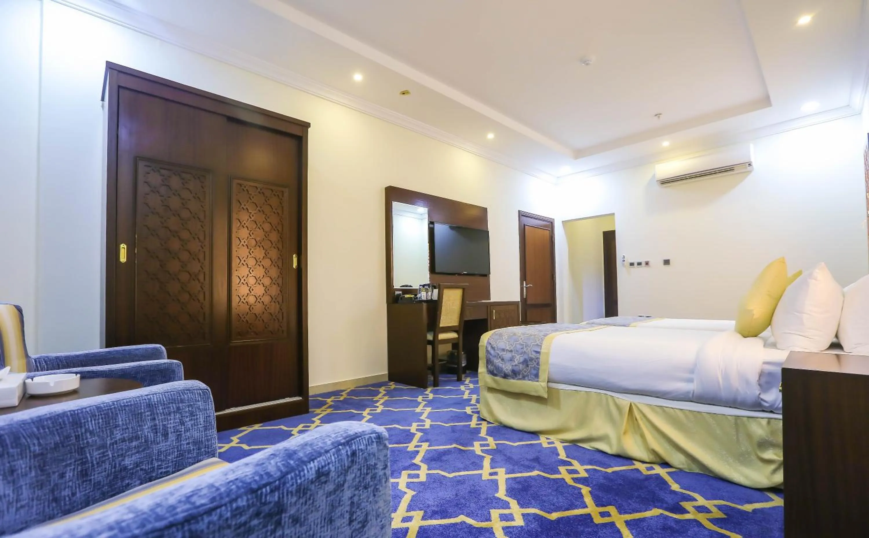 Photo of the whole room in Jeddah Oasis Hotel