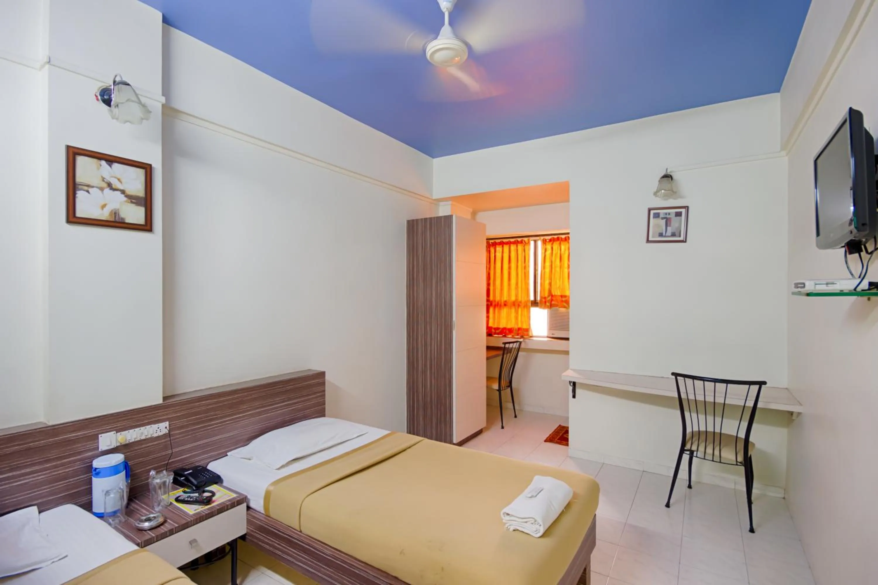 Photo of the whole room, Bed in Hotel Grand Ashwin