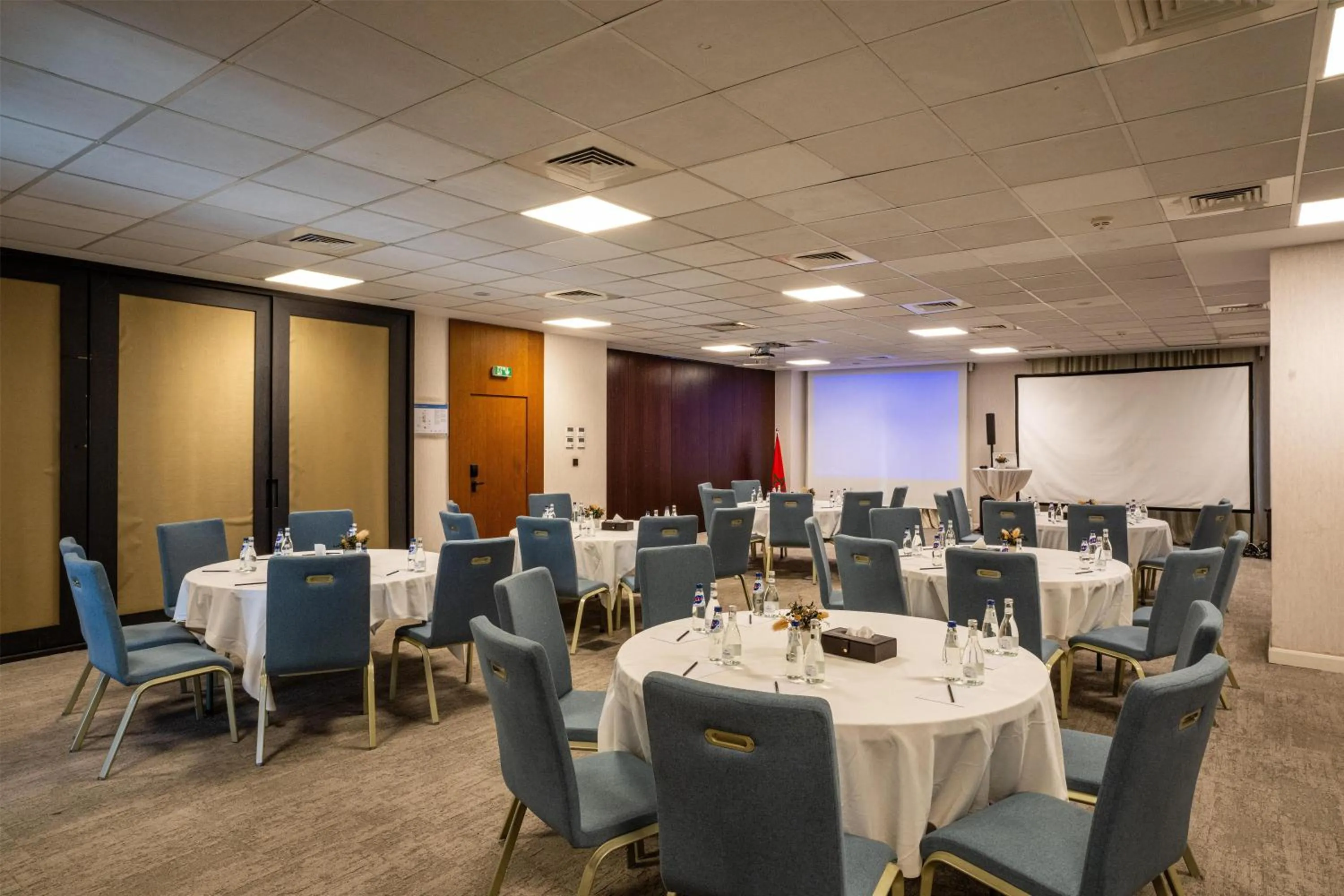 Meeting/conference room in Radisson Blu Hotel Casablanca City Center