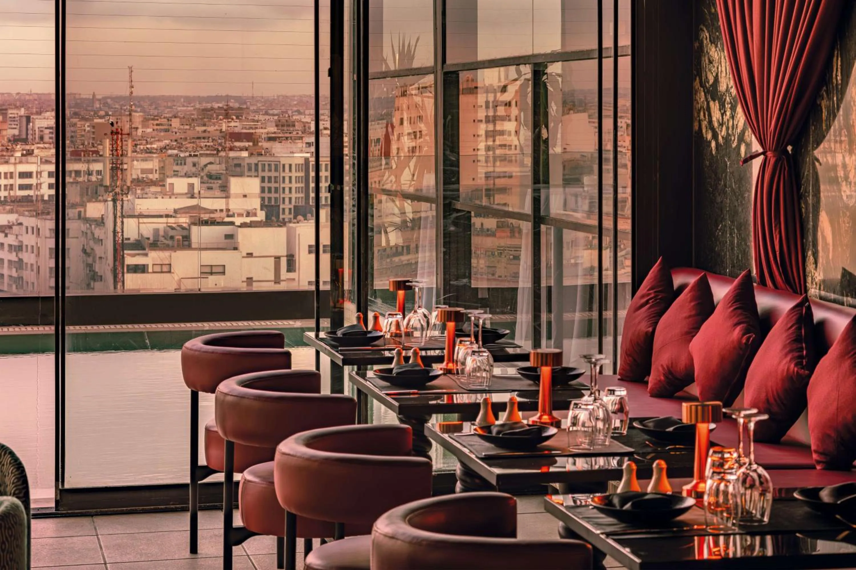 Restaurant/places to eat in Radisson Blu Hotel Casablanca City Center