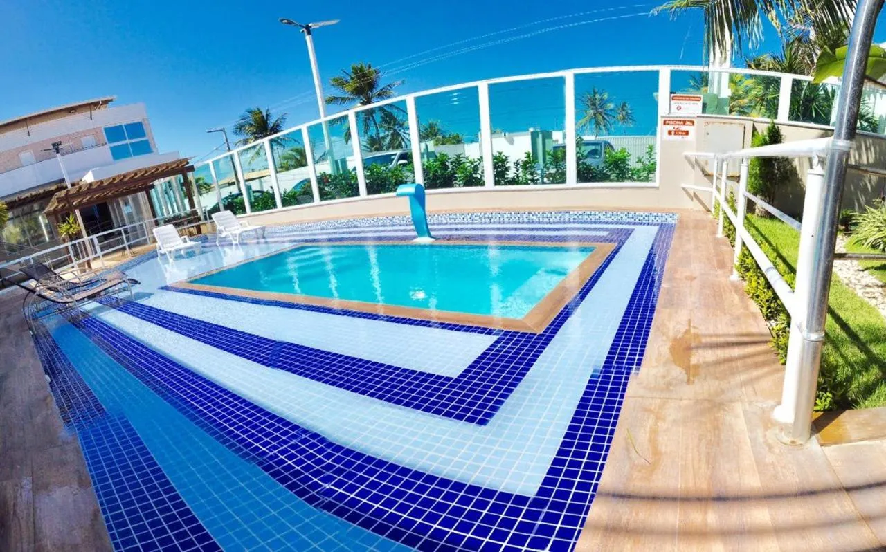 Swimming pool in Farol Plaza Hotel