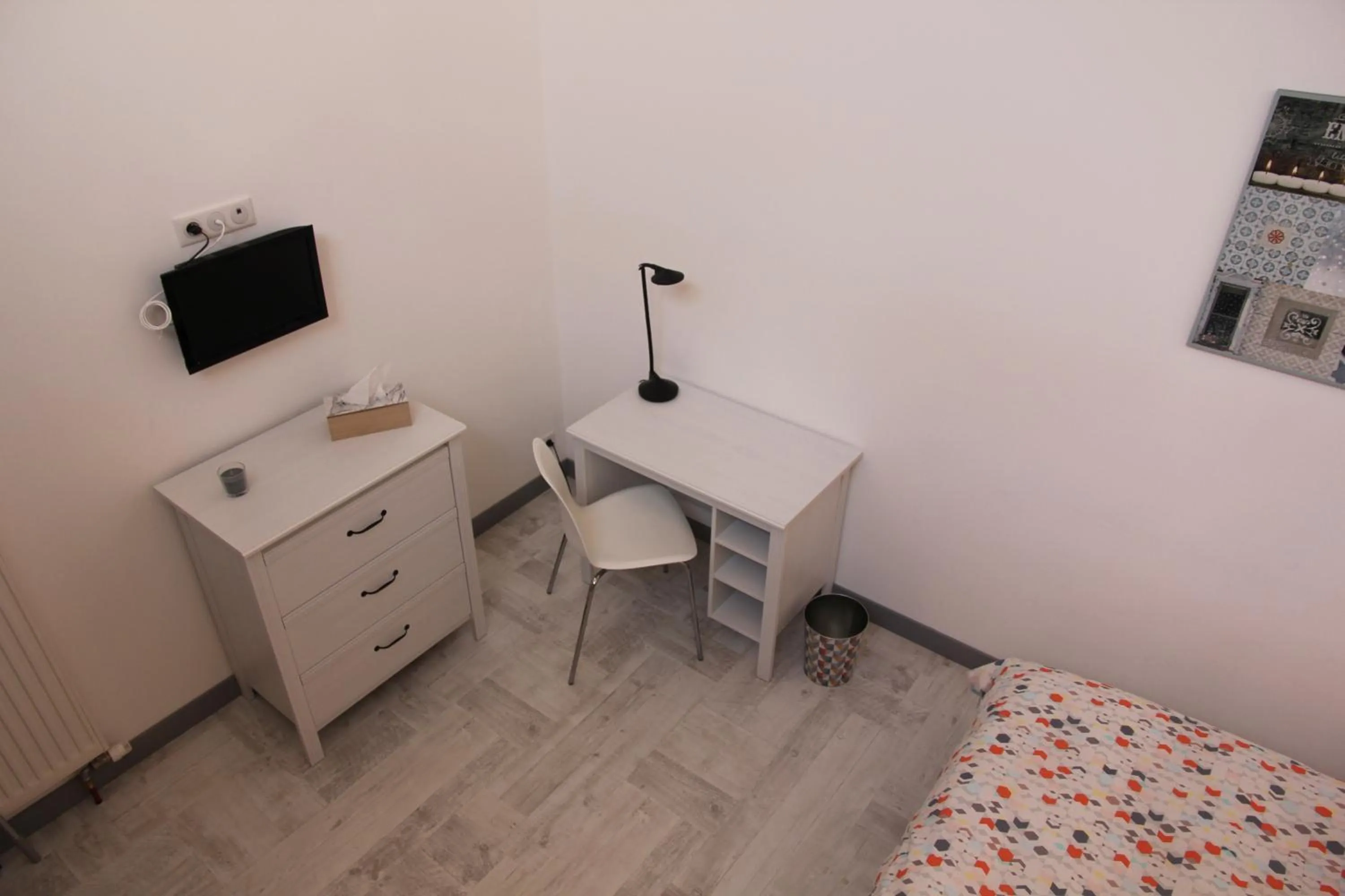 View (from property/room), Bed in La Grange des Griottiers