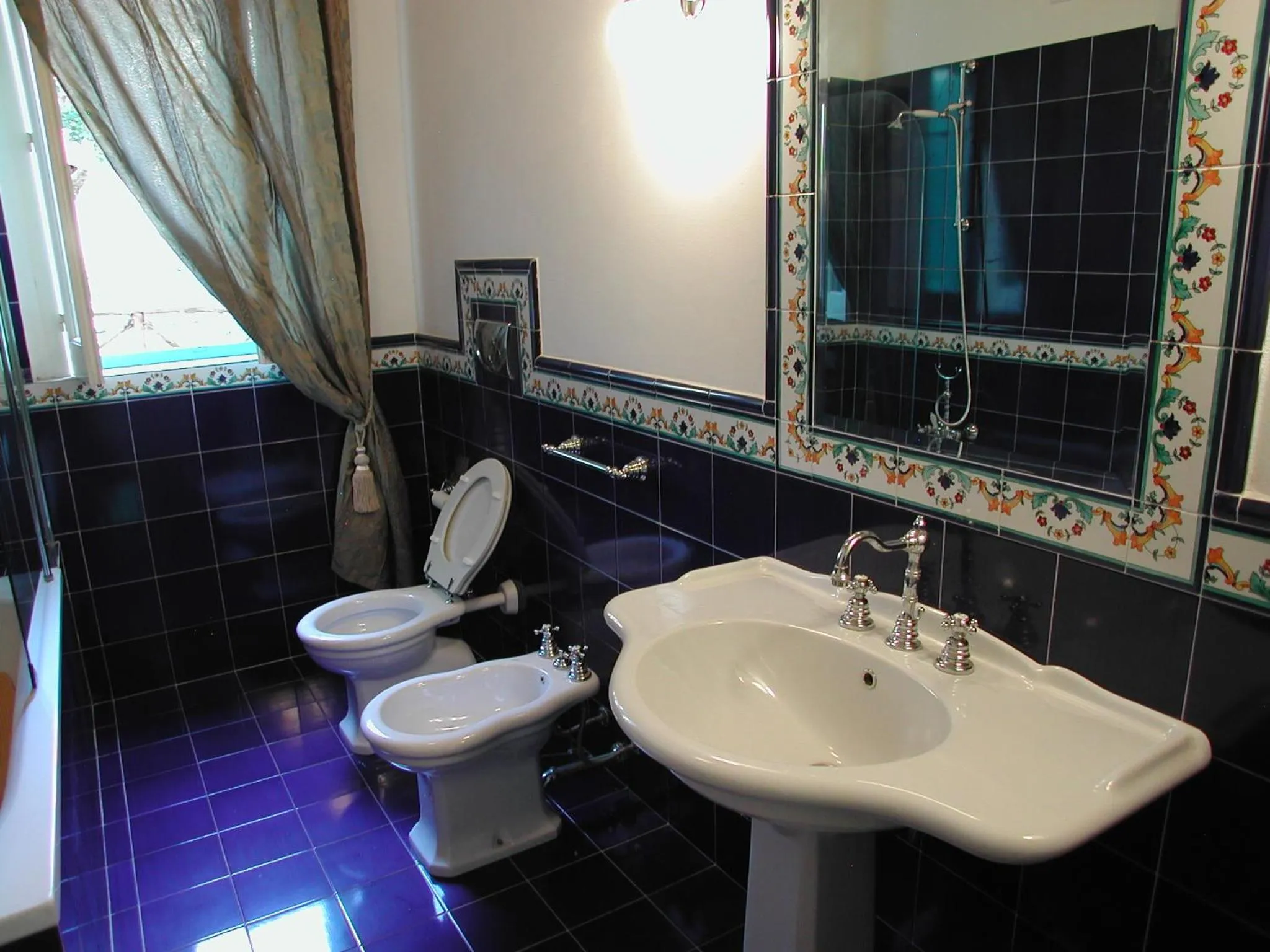 Bathroom in Les Chandelles