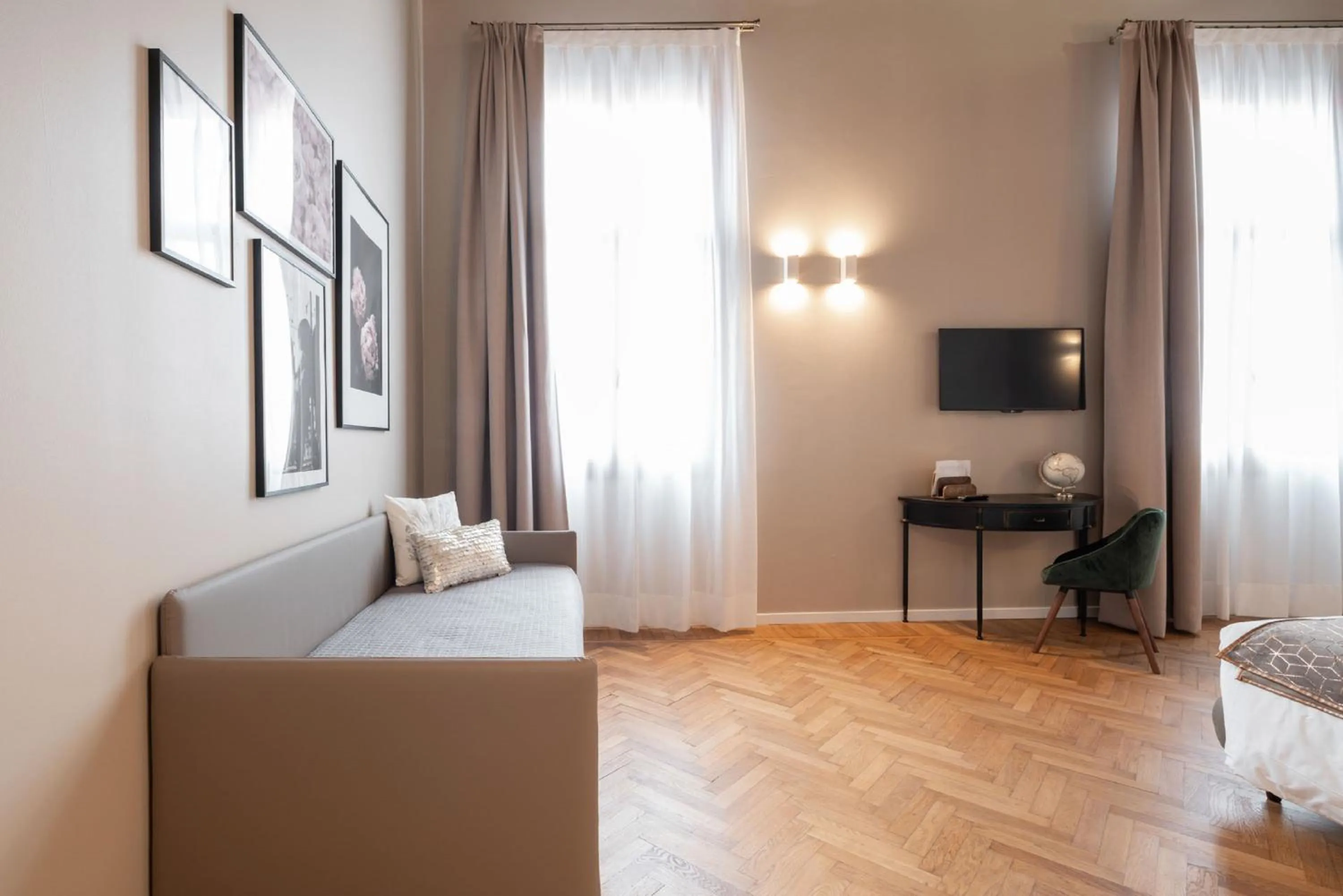 Bedroom, Bed in Hotel Palazzo Martinelli Dolfin