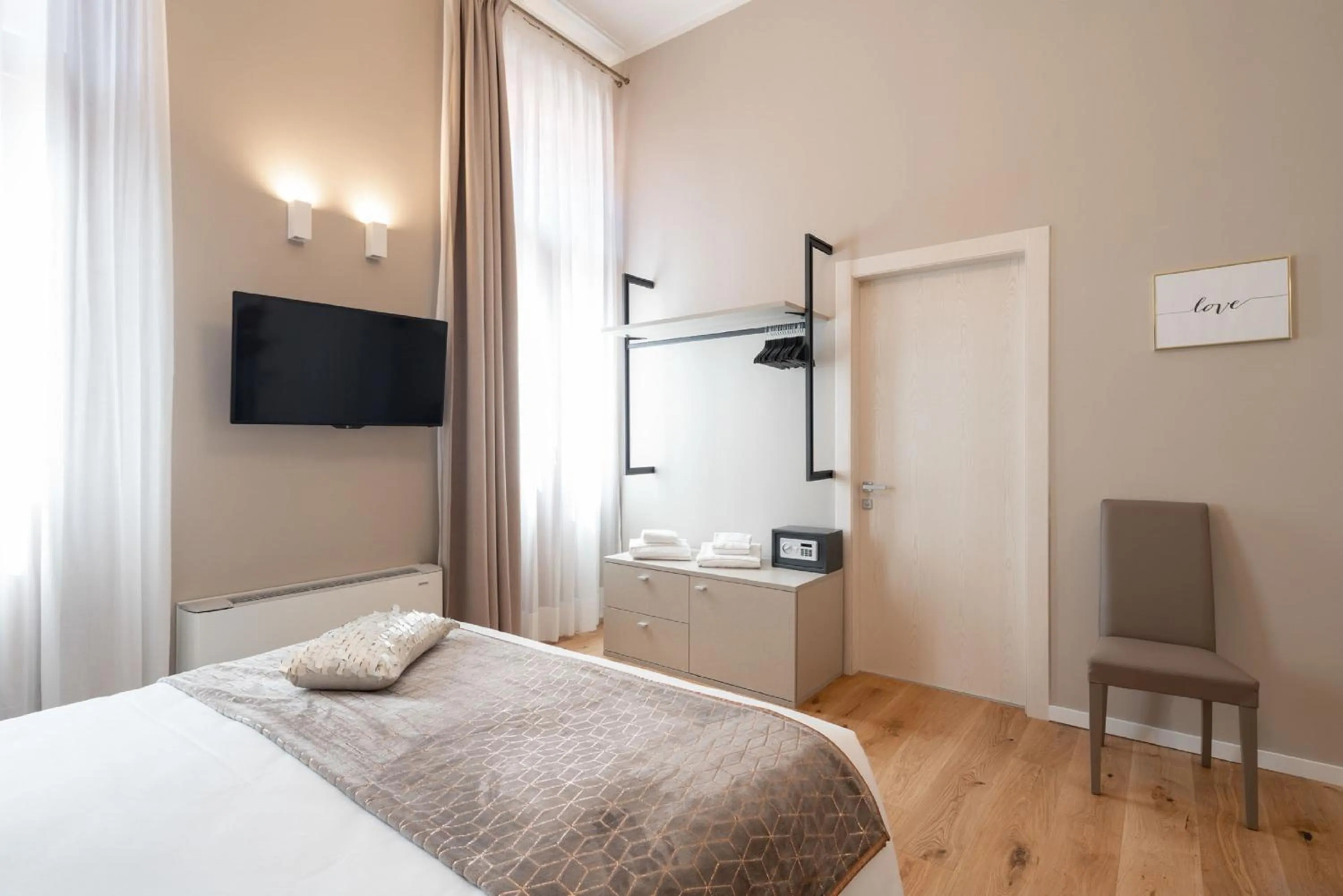 Bedroom, Bed in Hotel Palazzo Martinelli Dolfin