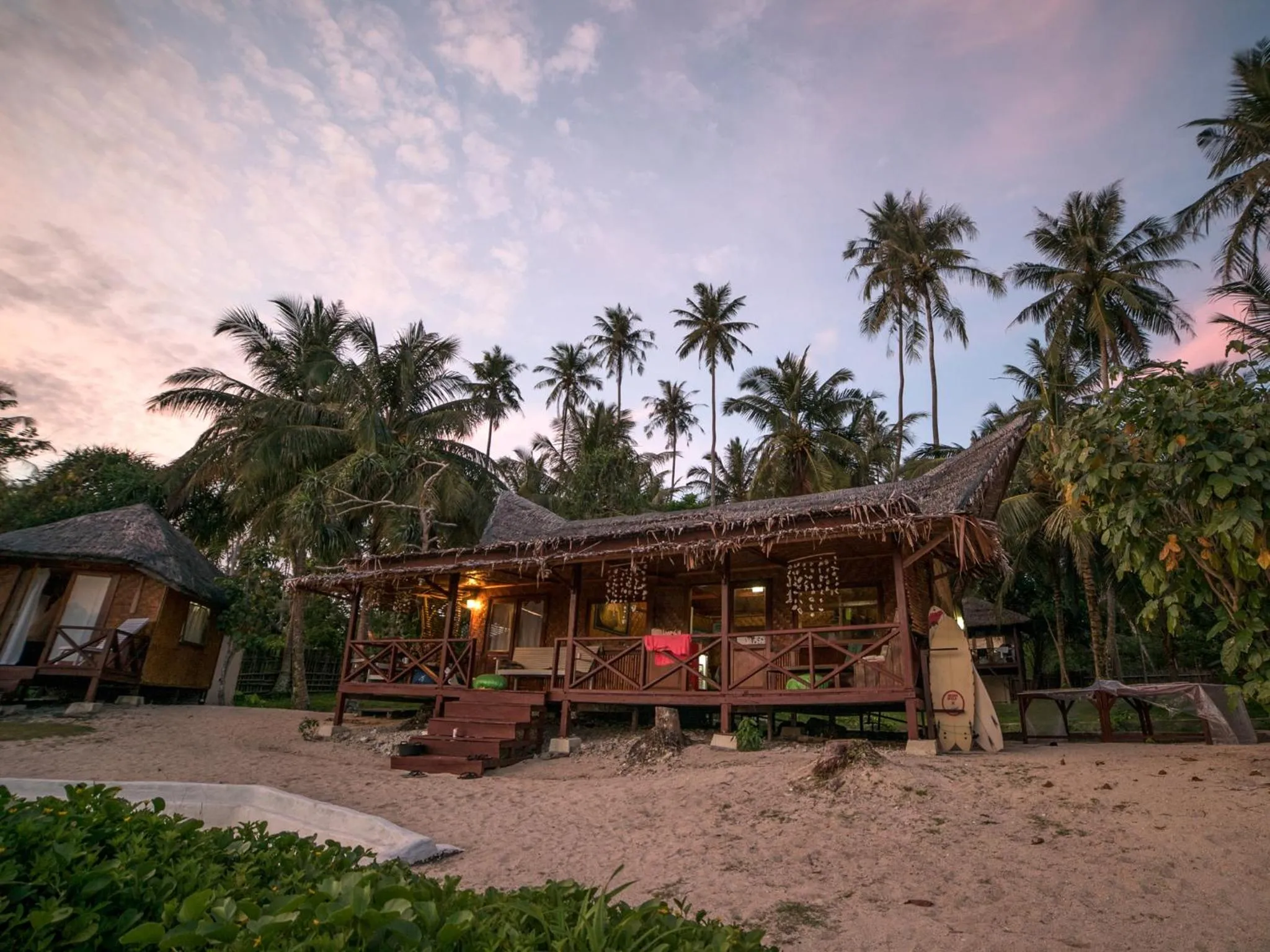 Property building in Simeulue Surflodges