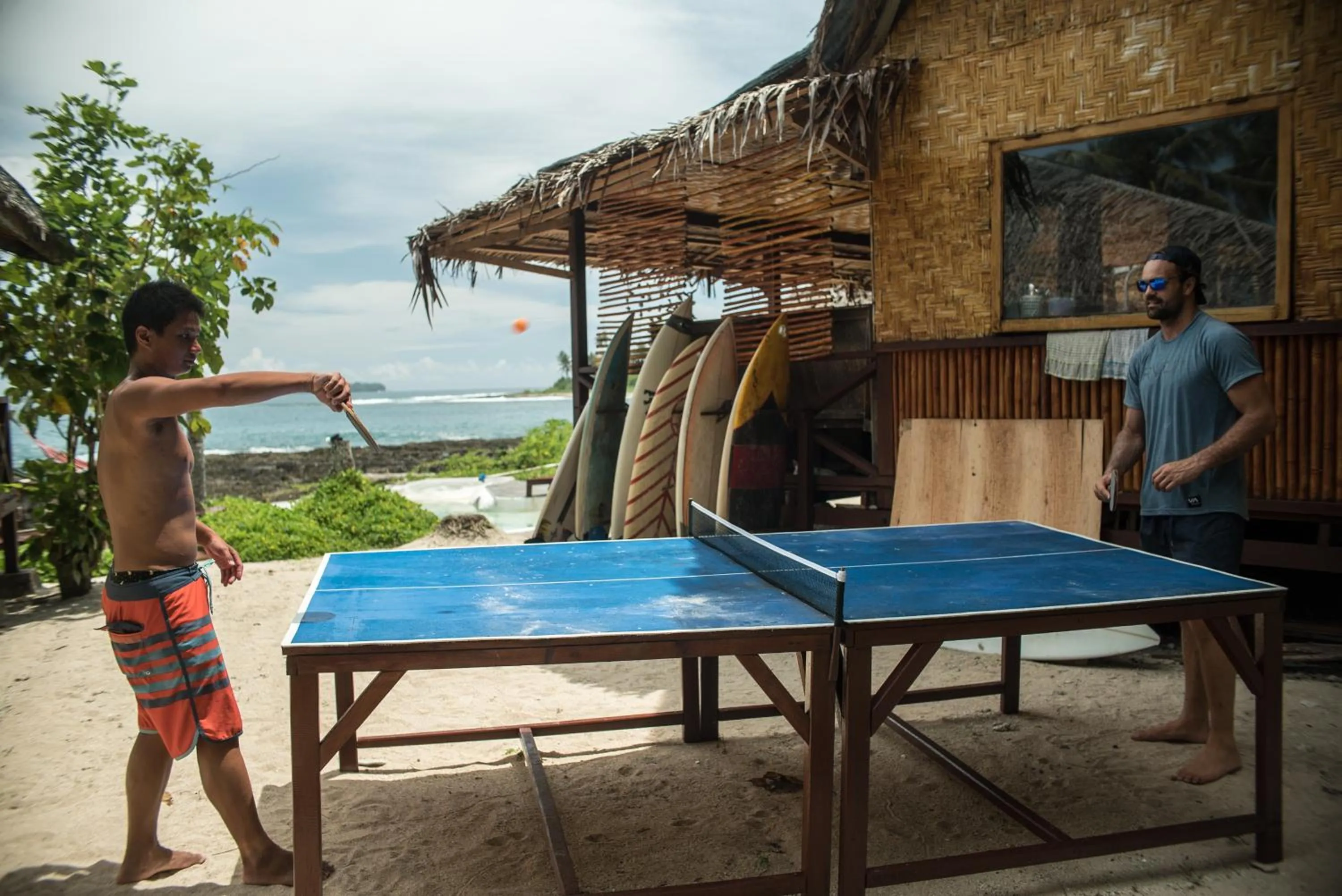 Table tennis in Simeulue Surflodges
