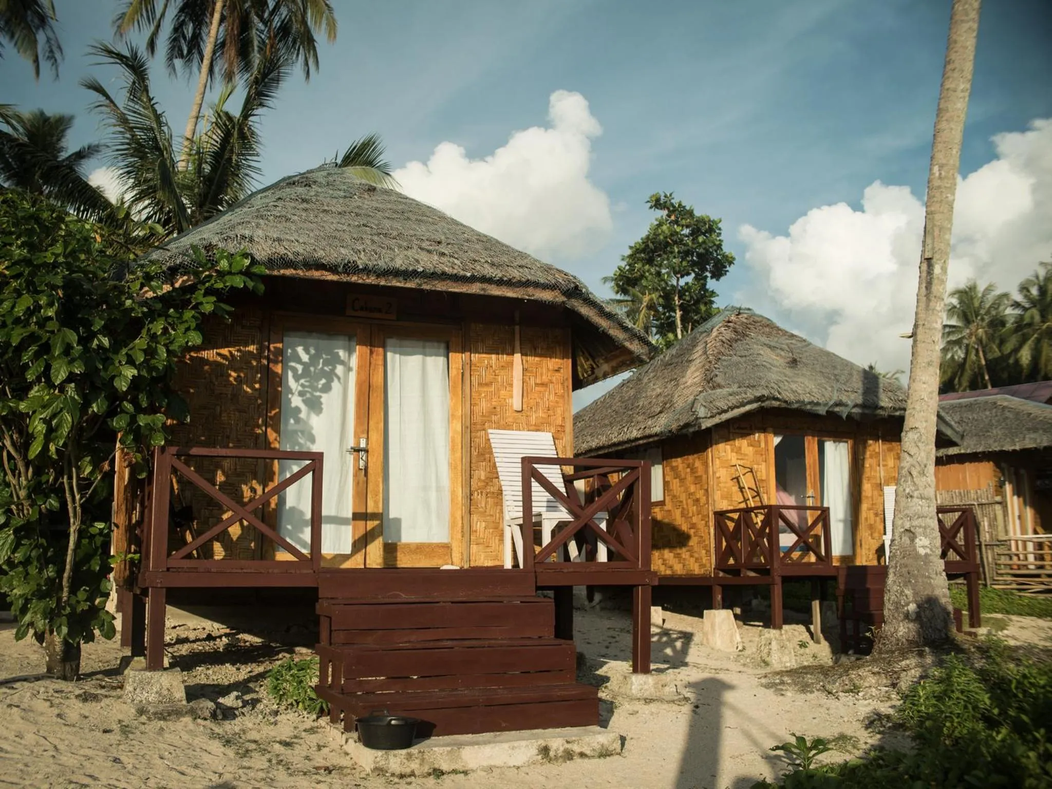 Property building in Simeulue Surflodges