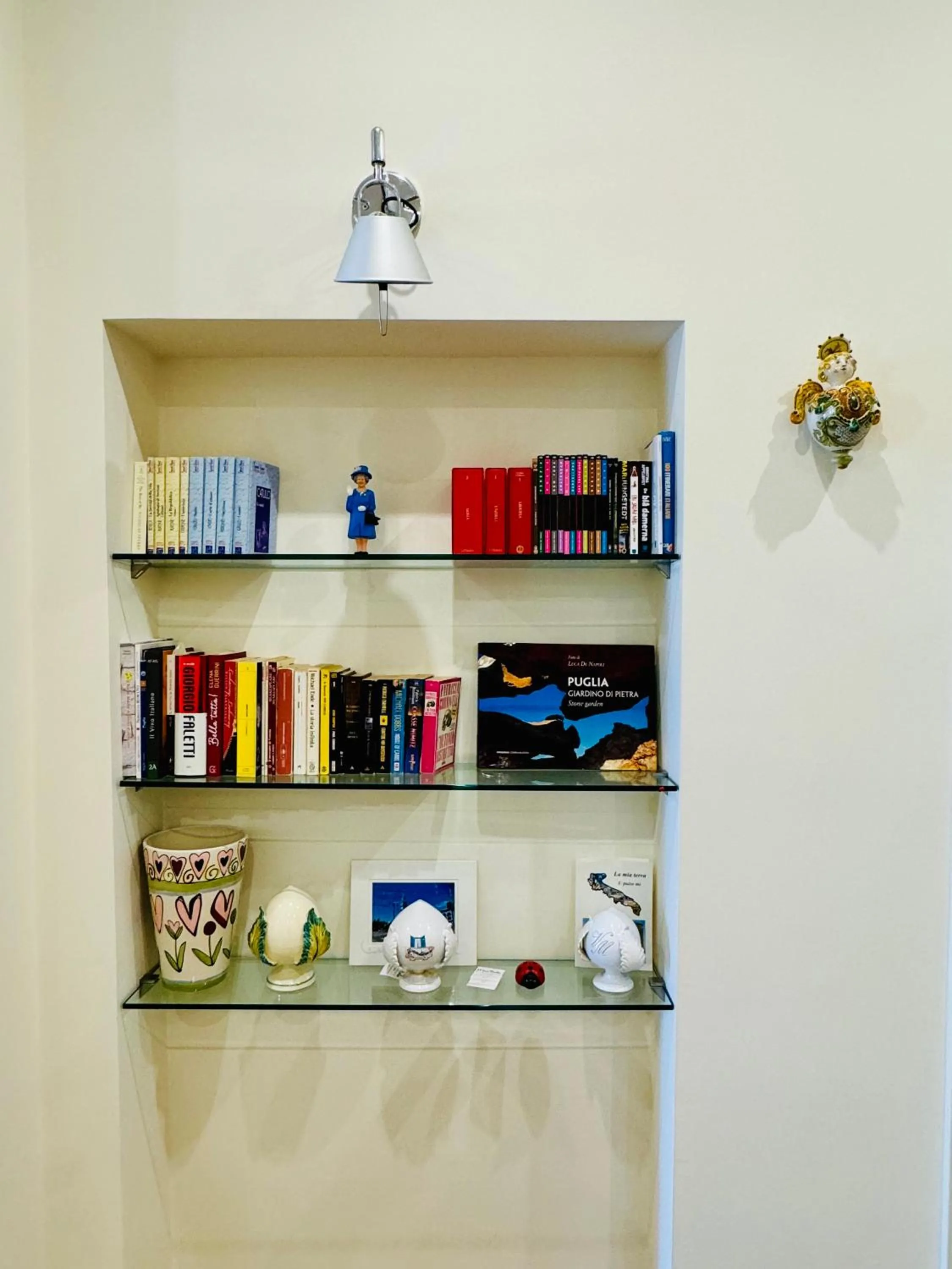 Communal lounge/ TV room in Alsecondopiano B&B