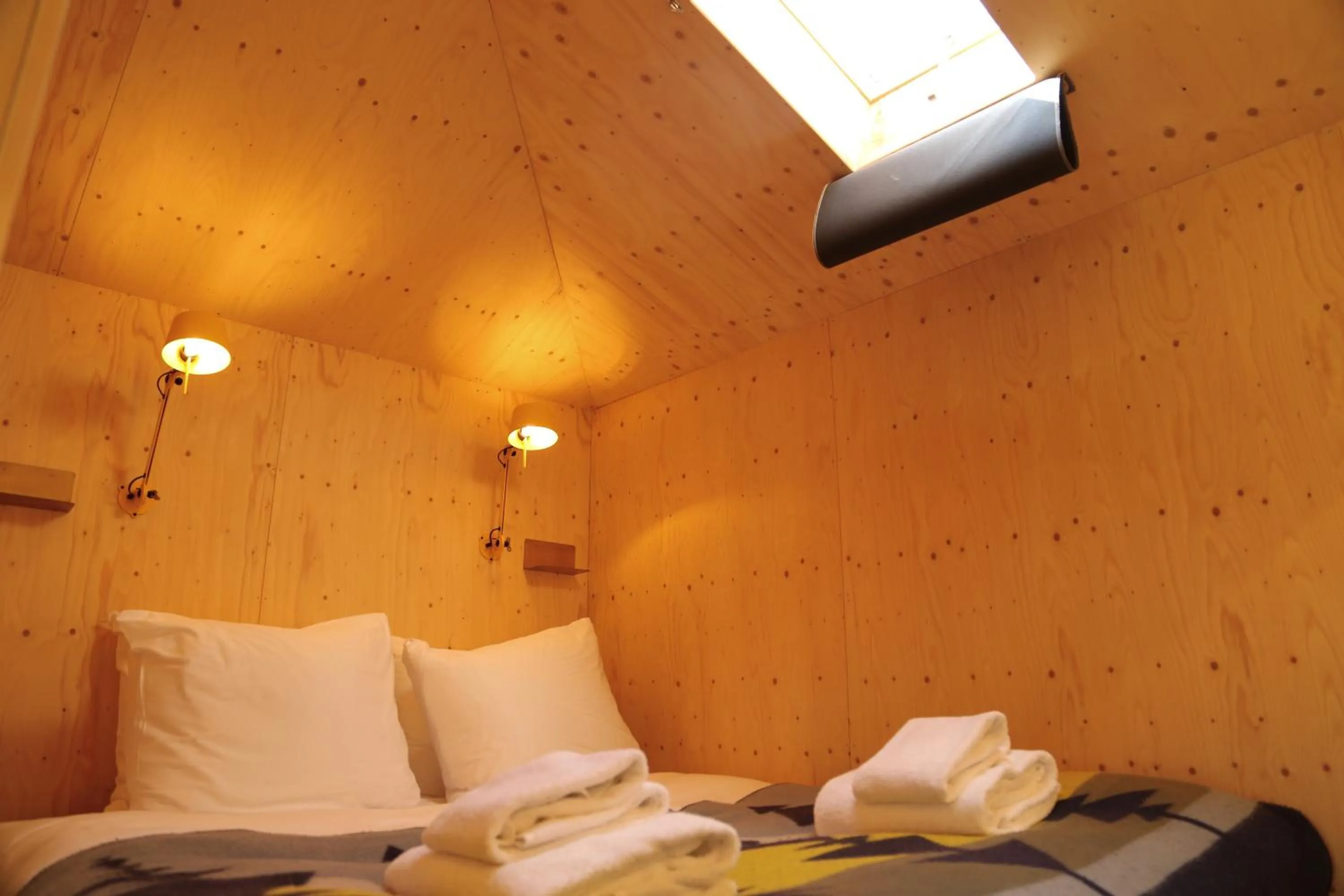 Bed in Basecamp Amsterdam