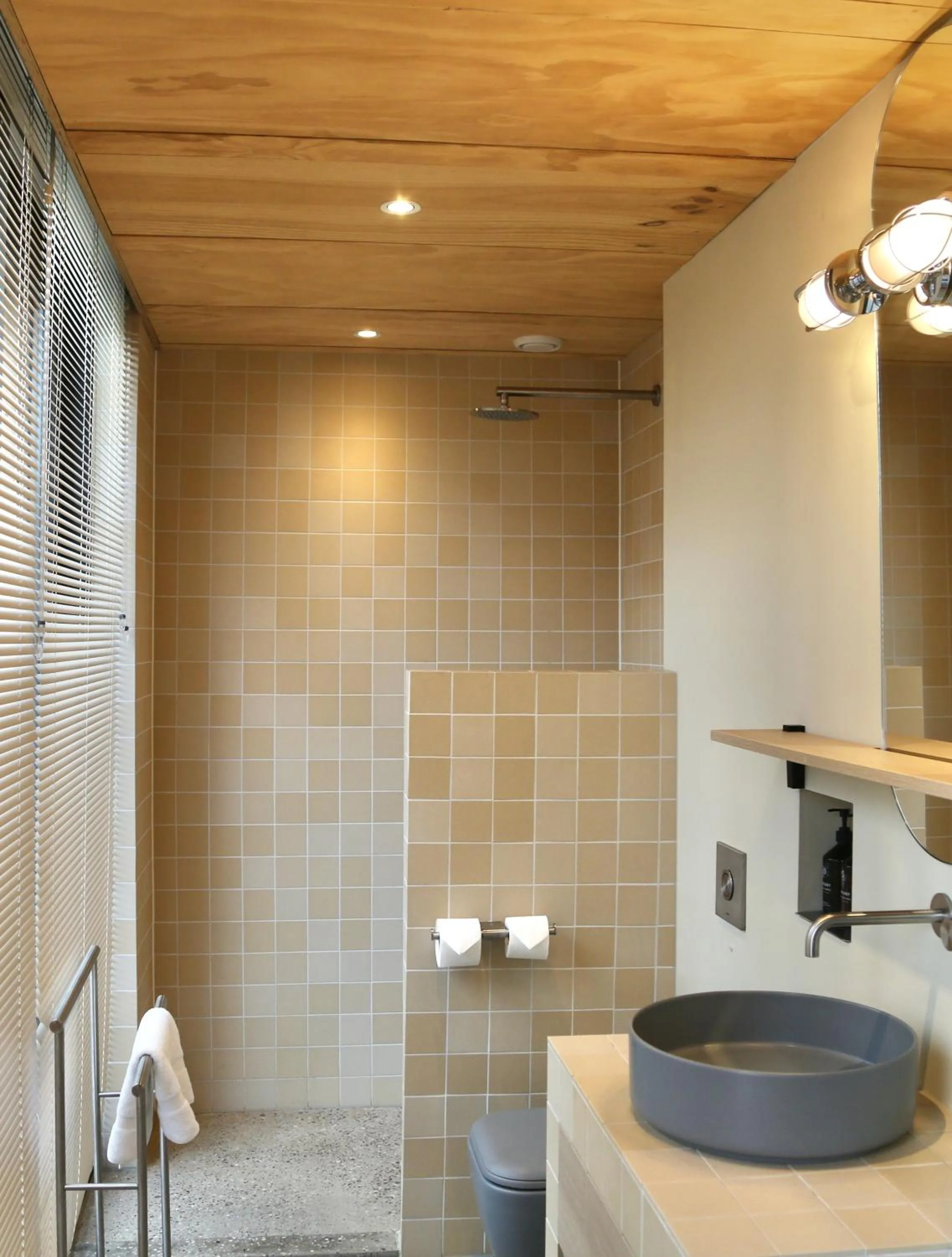 Bathroom in Basecamp Amsterdam