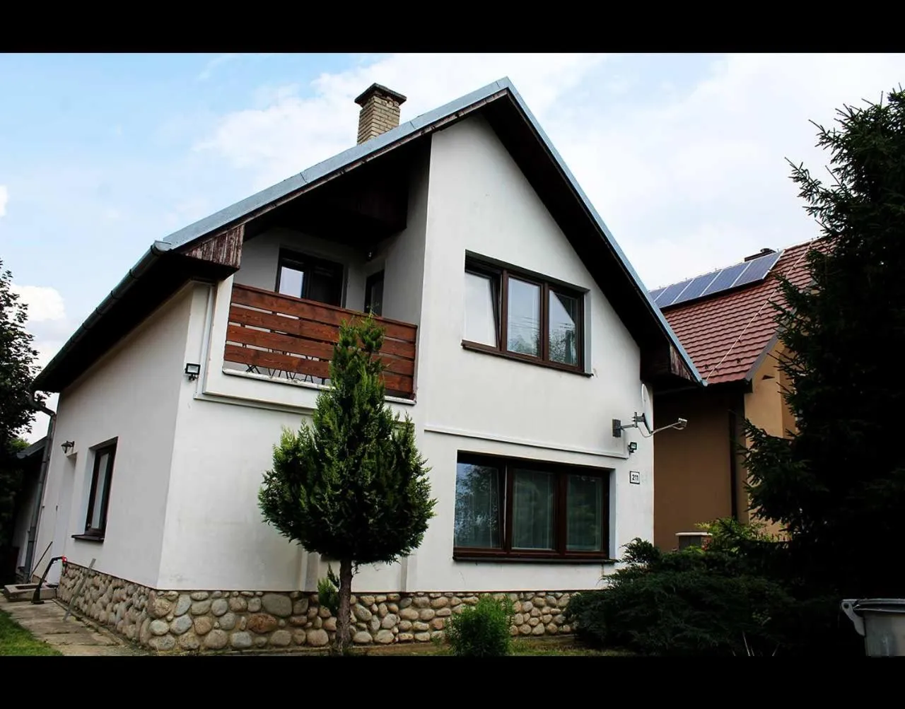 Property building in Villa Brigit