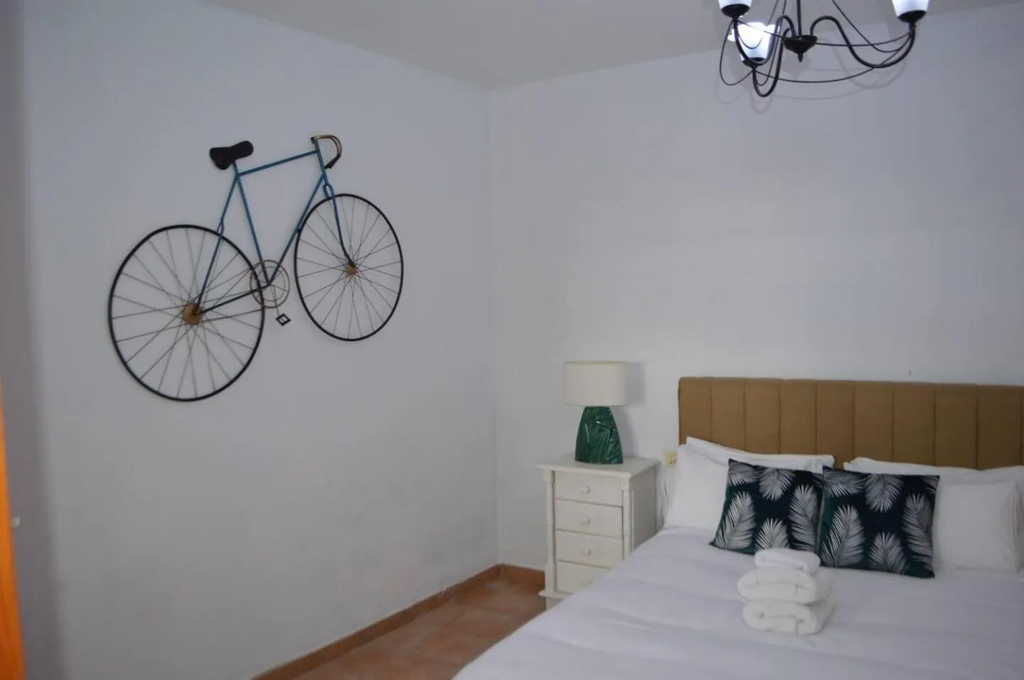 Bed in Ziggy's Mountain Retreat