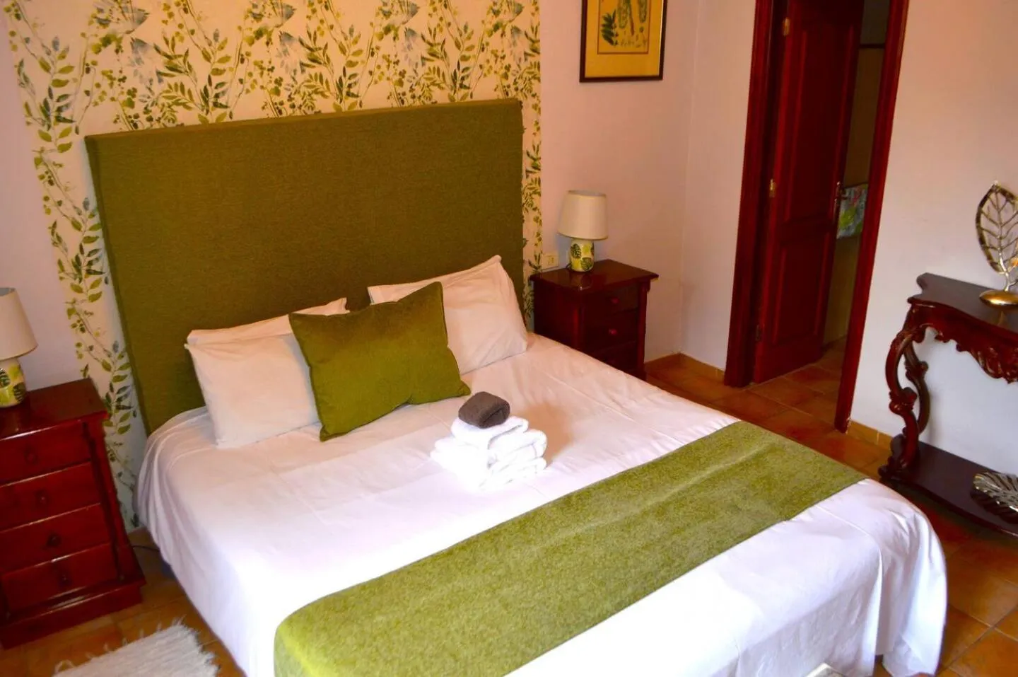 Bed in Ziggy's Mountain Retreat