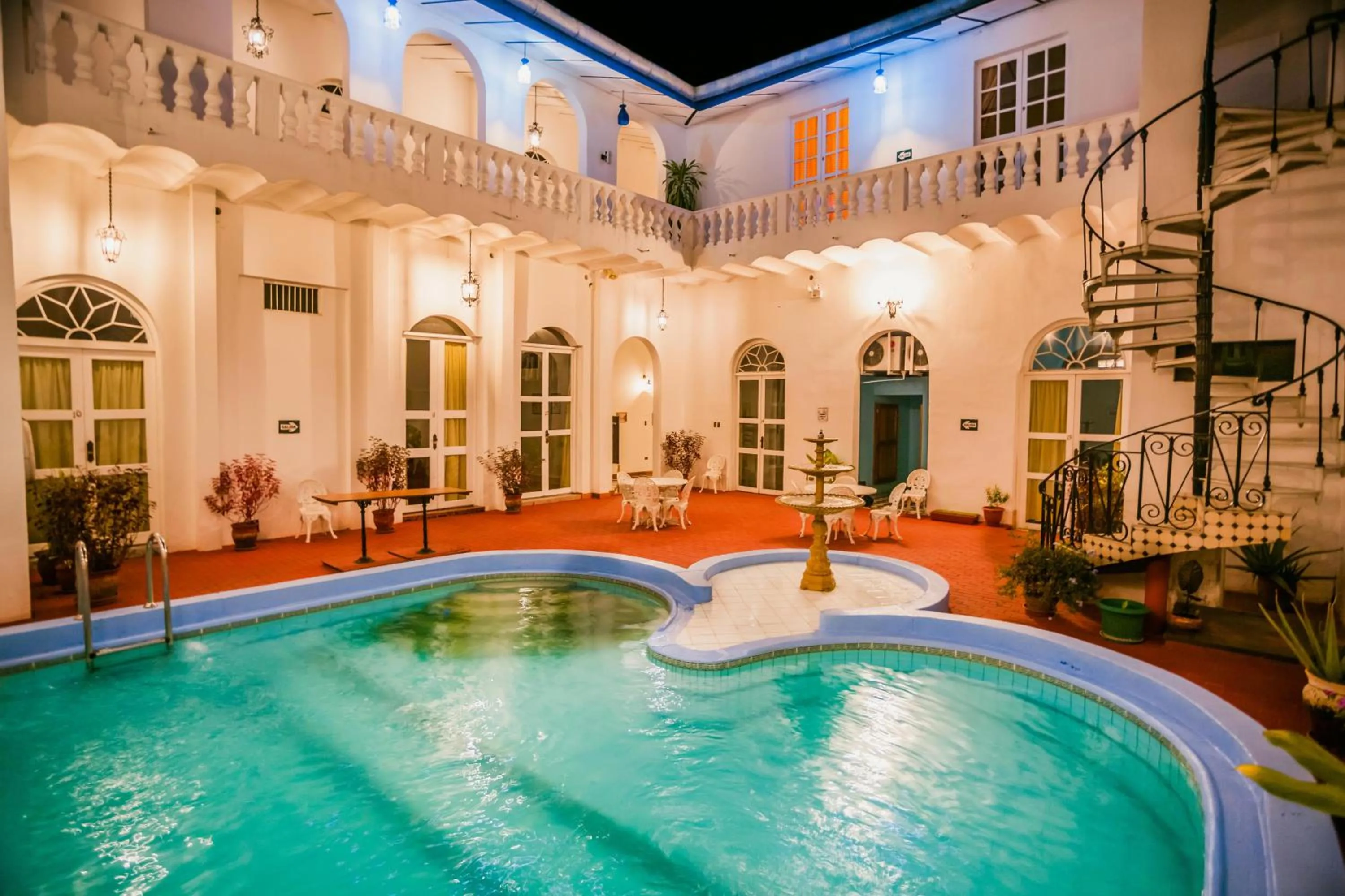 Swimming pool in Casa Morey