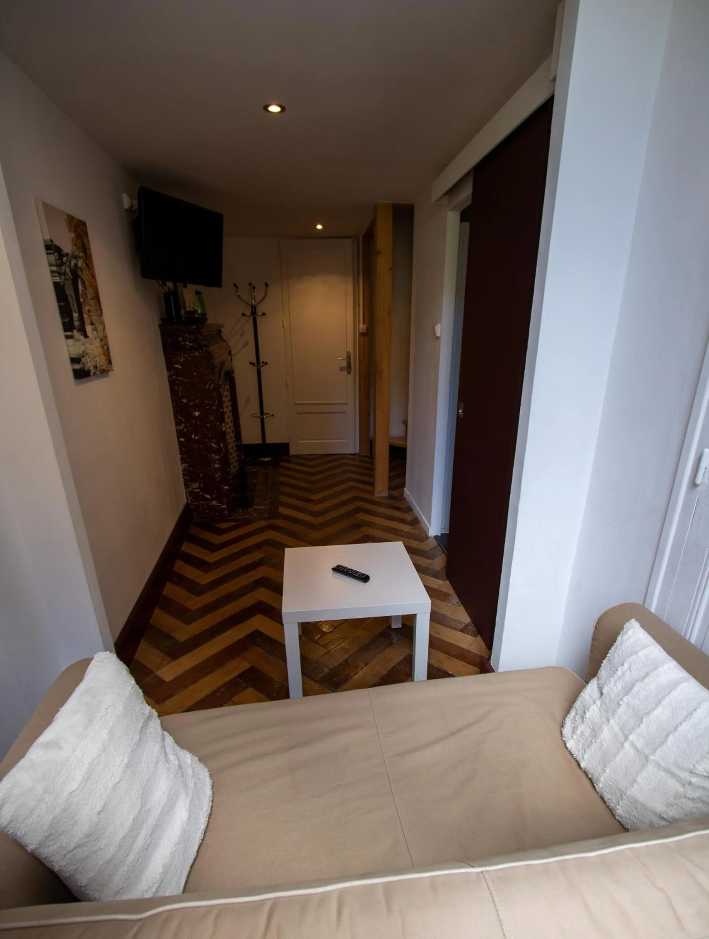 Photo of the whole room in Pavillon Kalensa