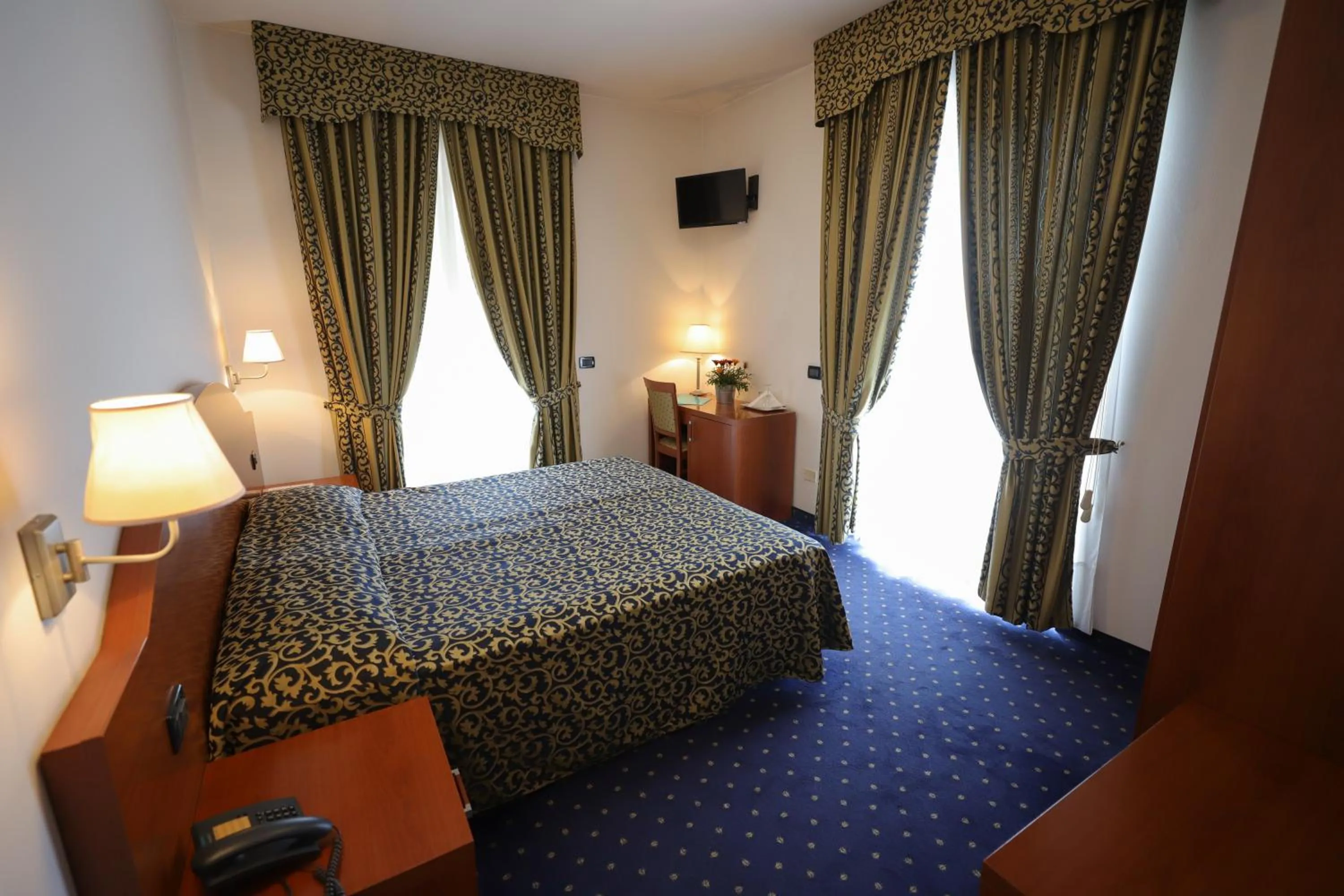 Bed in Hotel da Roberto