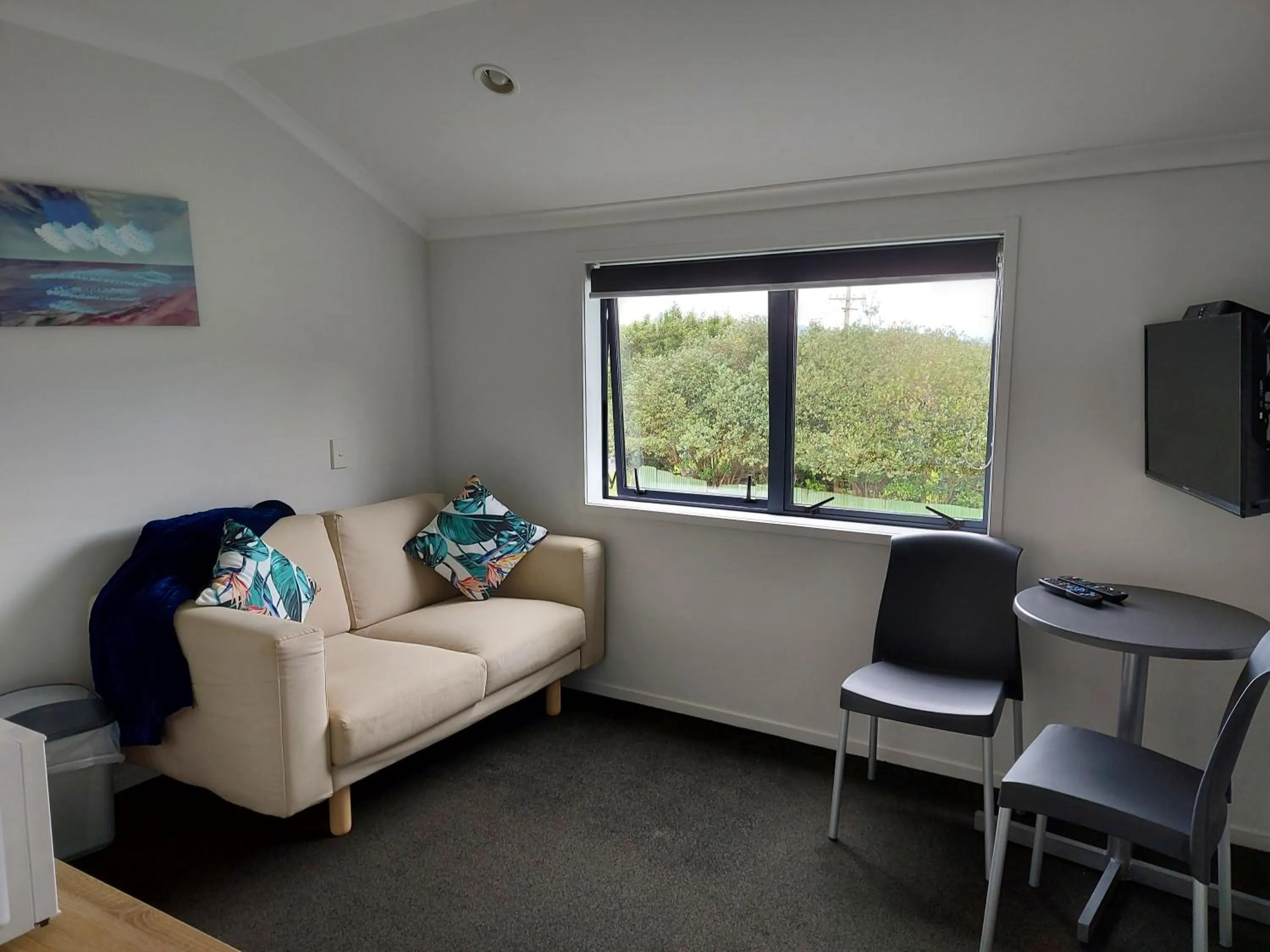 Kitchen or kitchenette in Bayside Motel Whitianga