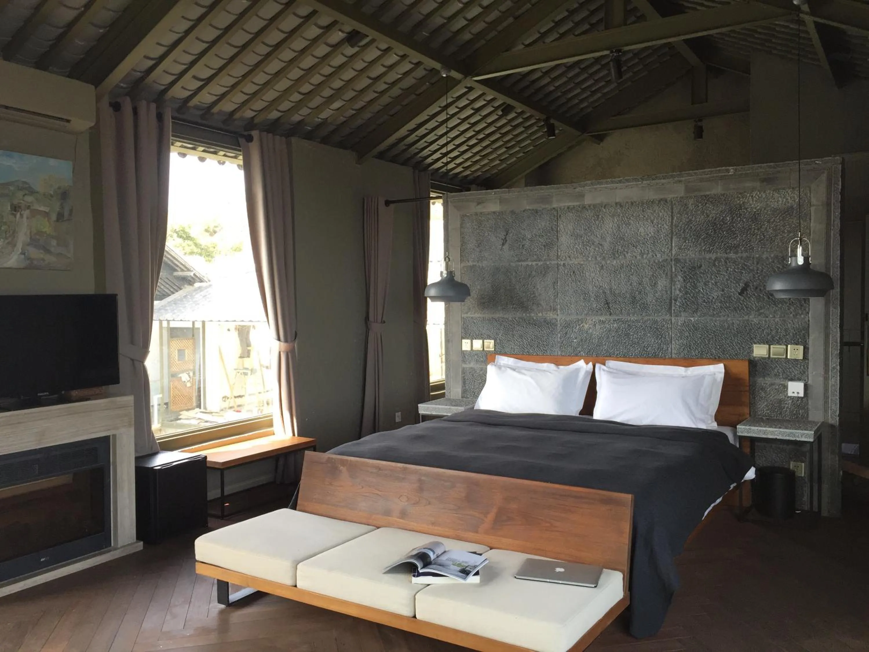 Bed in Yakamoz Haijie Hotel