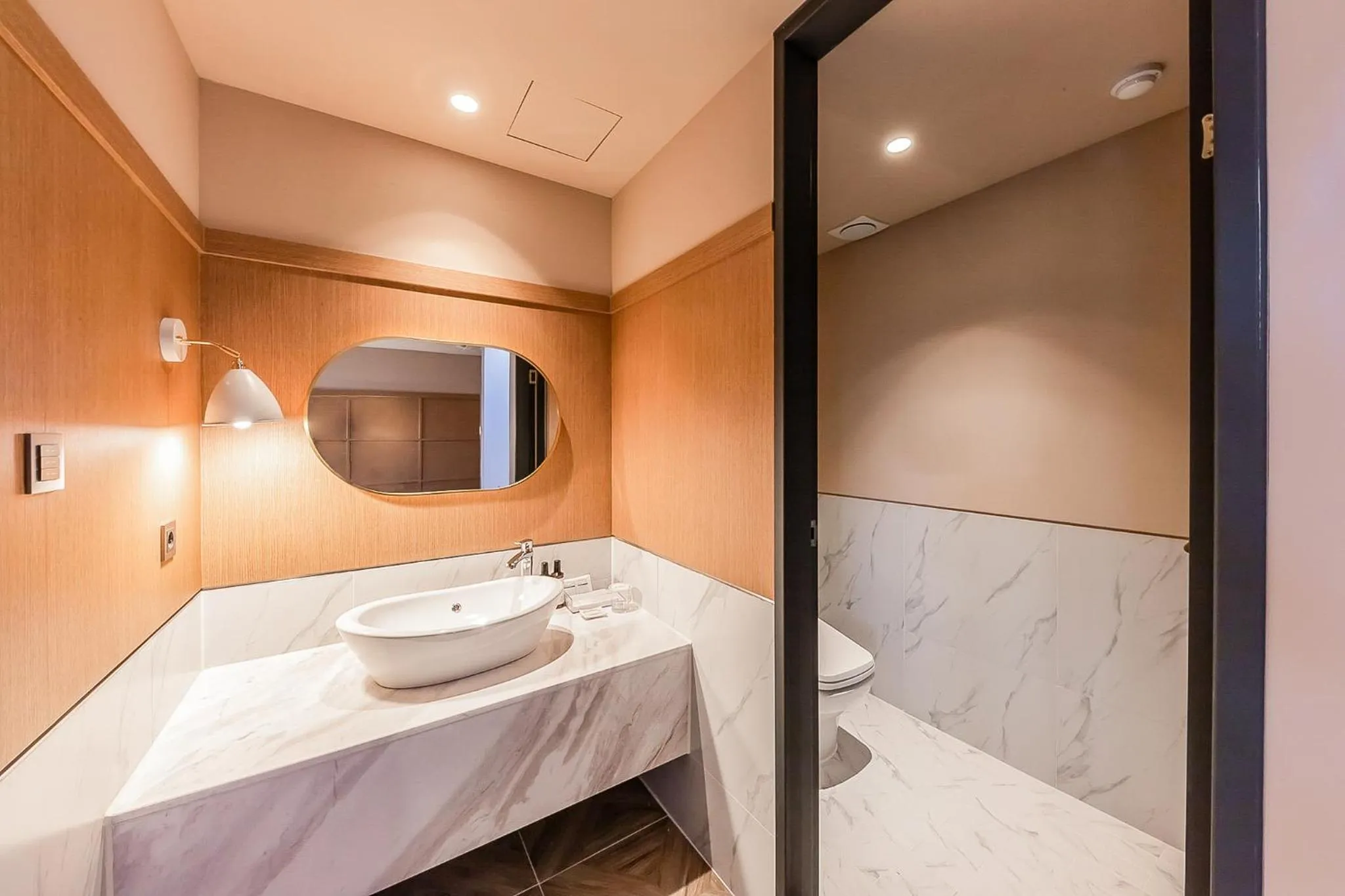 Bed in Brown-Dot Hotel Ulsan-Sincheon