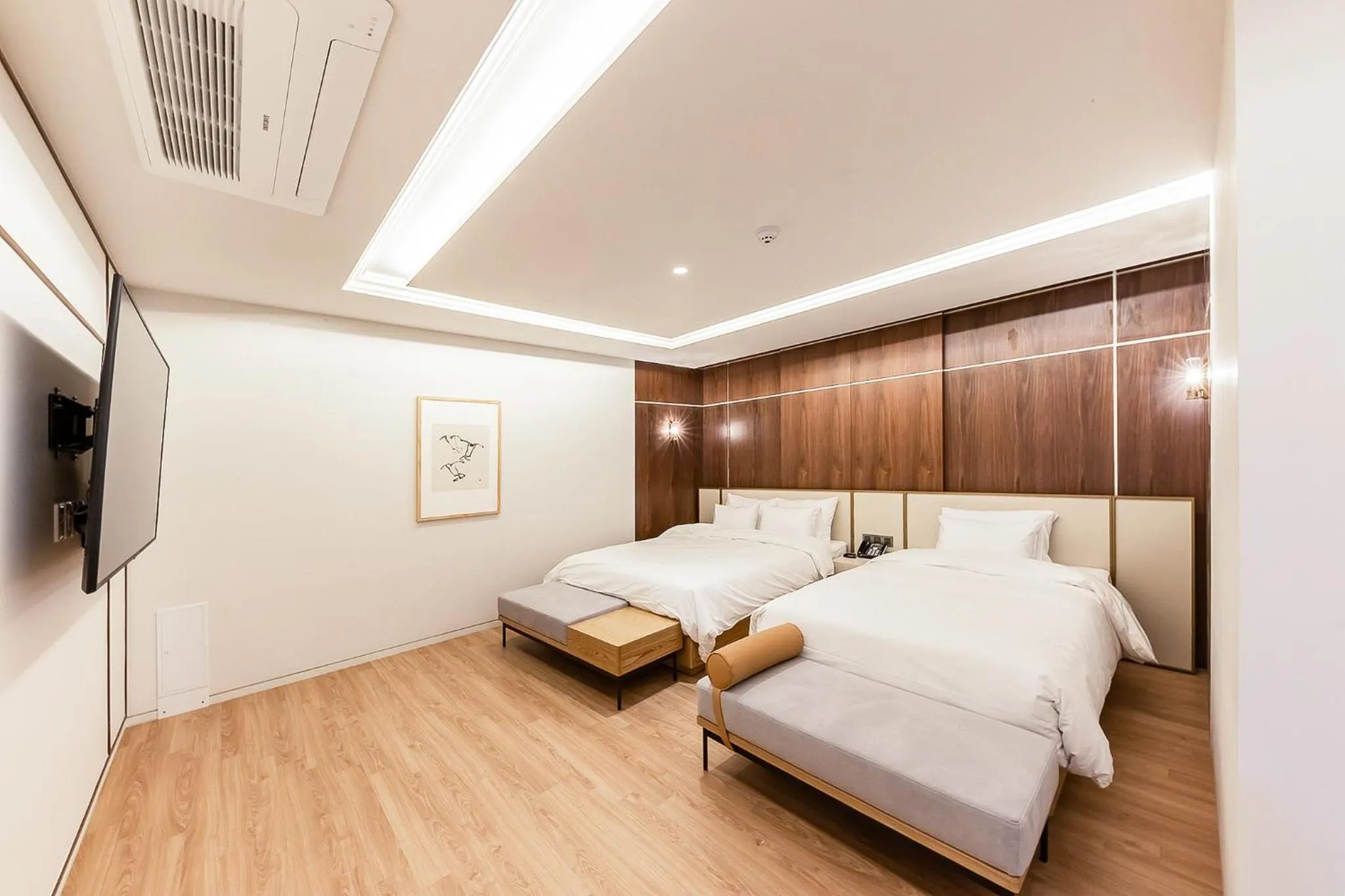 Bed in Brown-Dot Hotel Ulsan-Sincheon