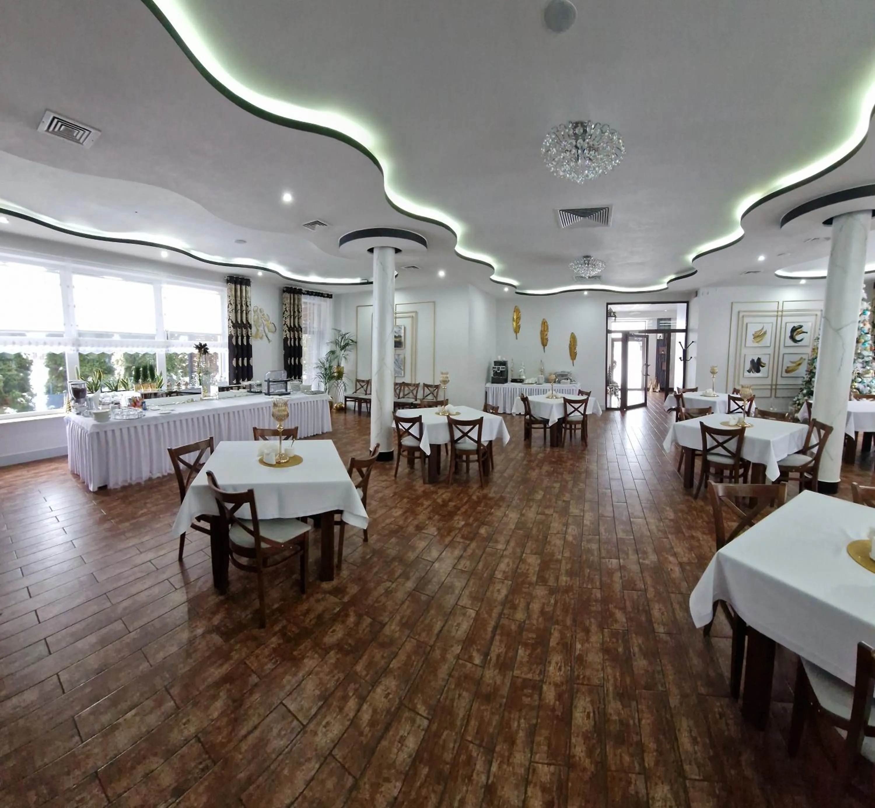 Restaurant/places to eat in Cynamon