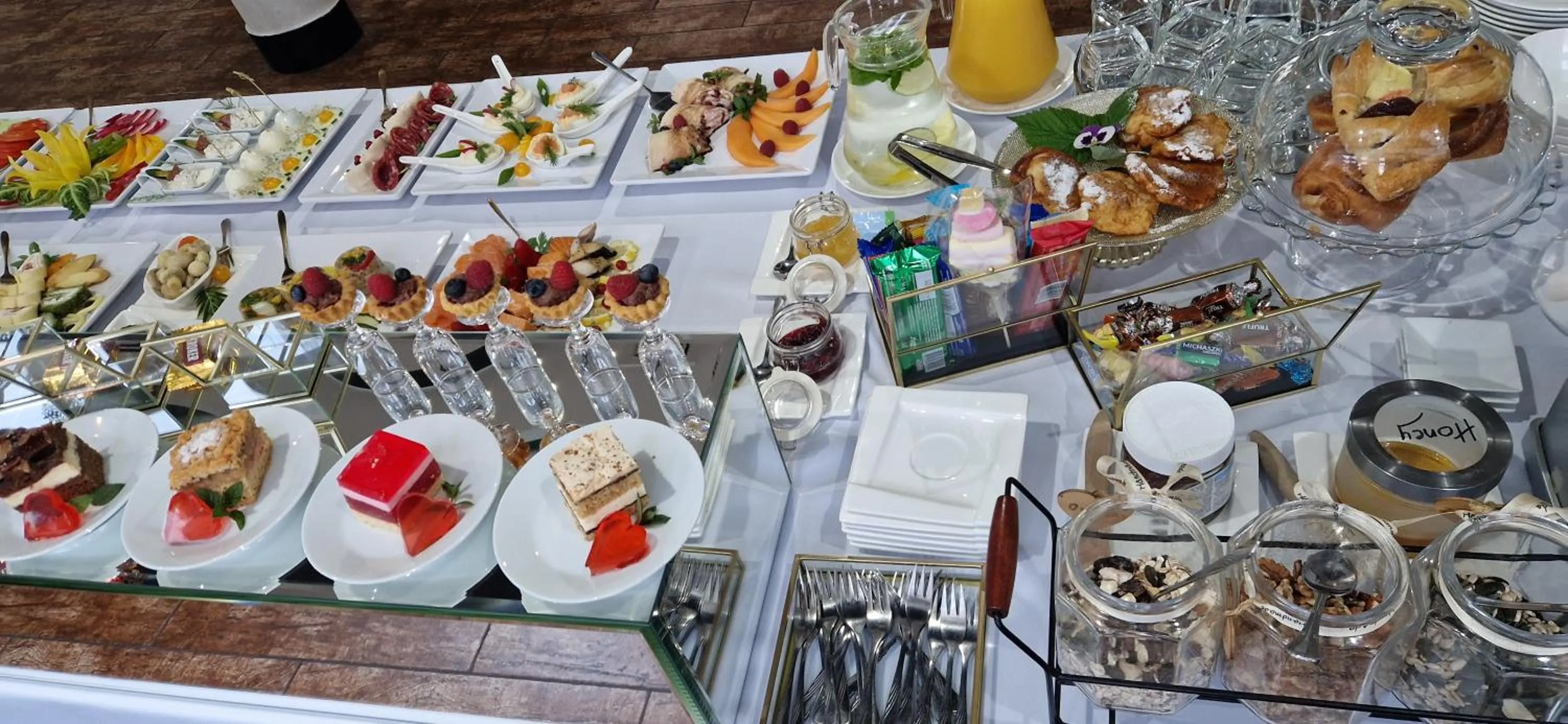 Breakfast in Cynamon