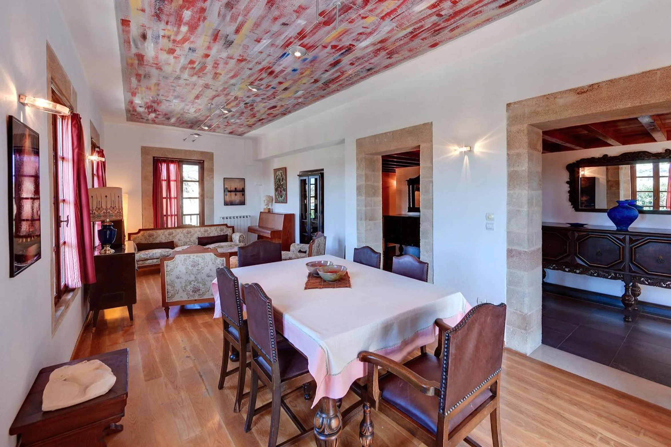 Living room in In Camera Art Boutique Hotel