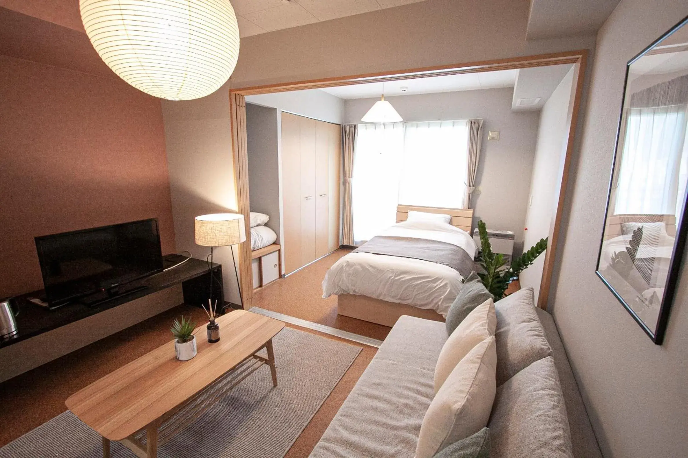 Family Room with Bathroom Room 303 in UCHI Living Stay Otaru Suitengu Family Room with Bathroom Room 303 in UCHI Living Stay Otaru Suitengu