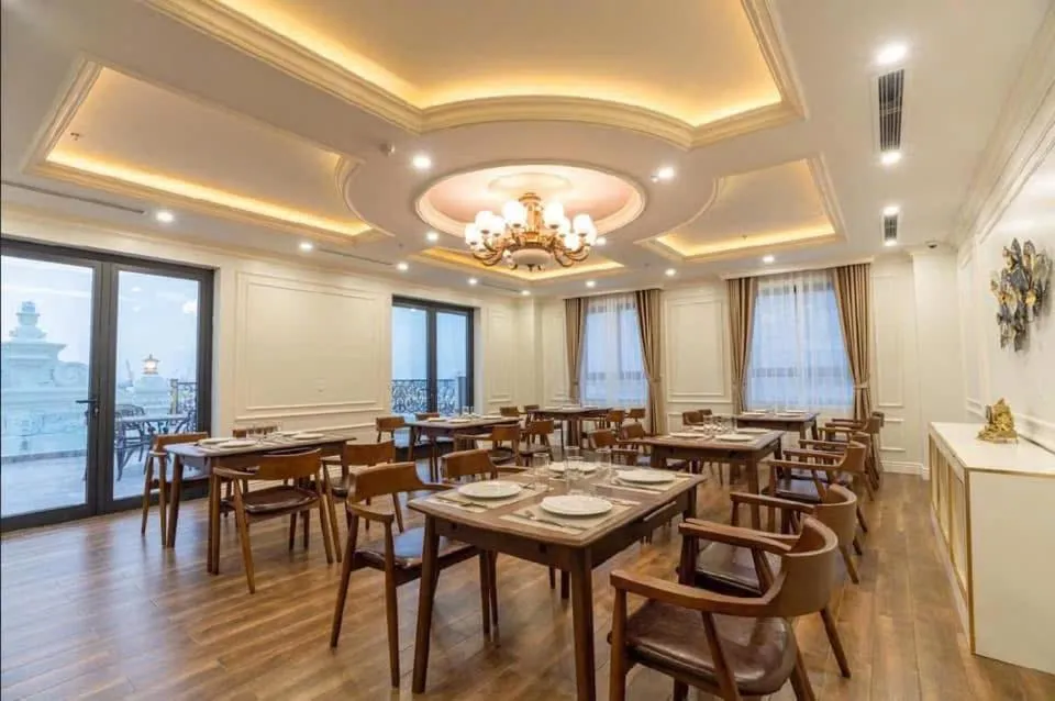 Restaurant/places to eat in Victory Hotel & Apartment Hai Phong