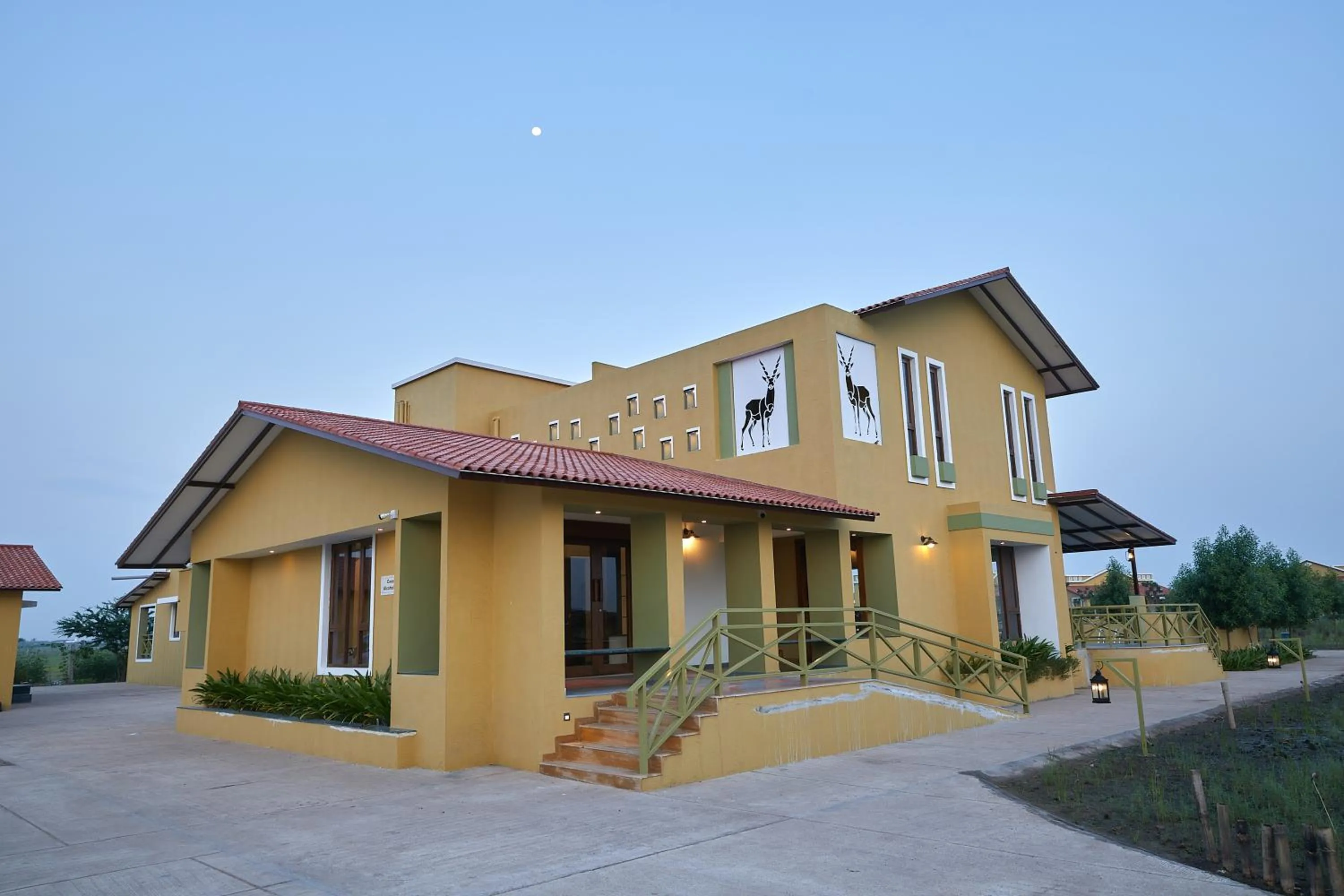 Property building in Blackbuck Safari Lodge Velavadar