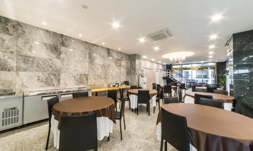 Gimpo Pentastar Hotel