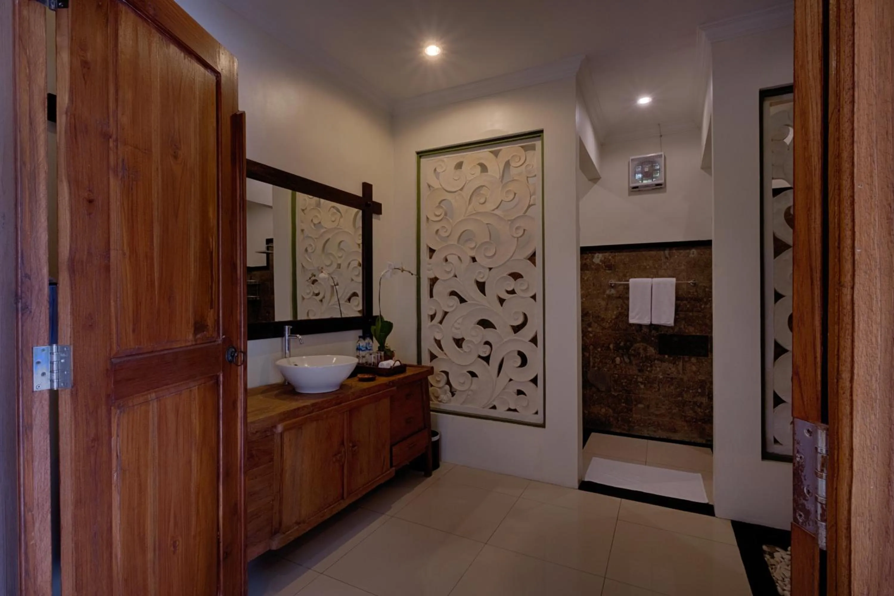 Bathroom in Kaja Villa