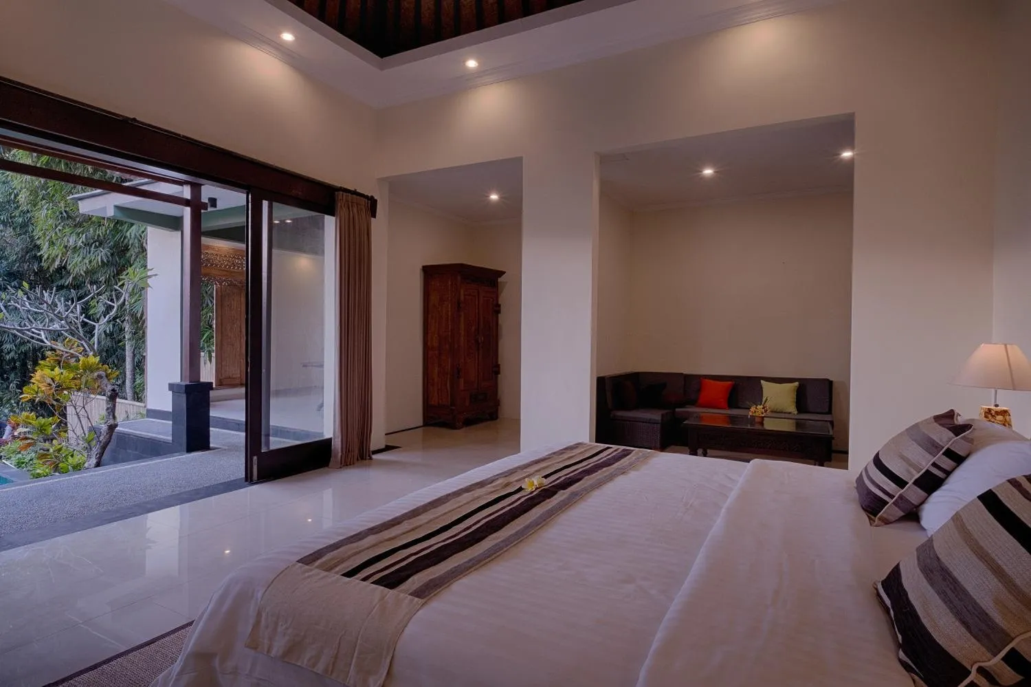 Food and drinks, Bed in Kaja Villa