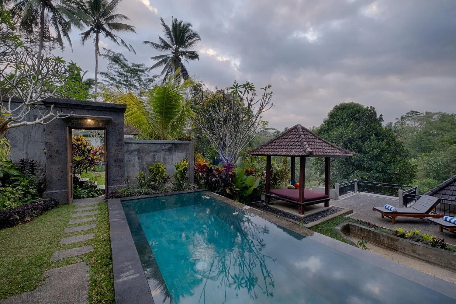 Swimming pool in Kaja Villa