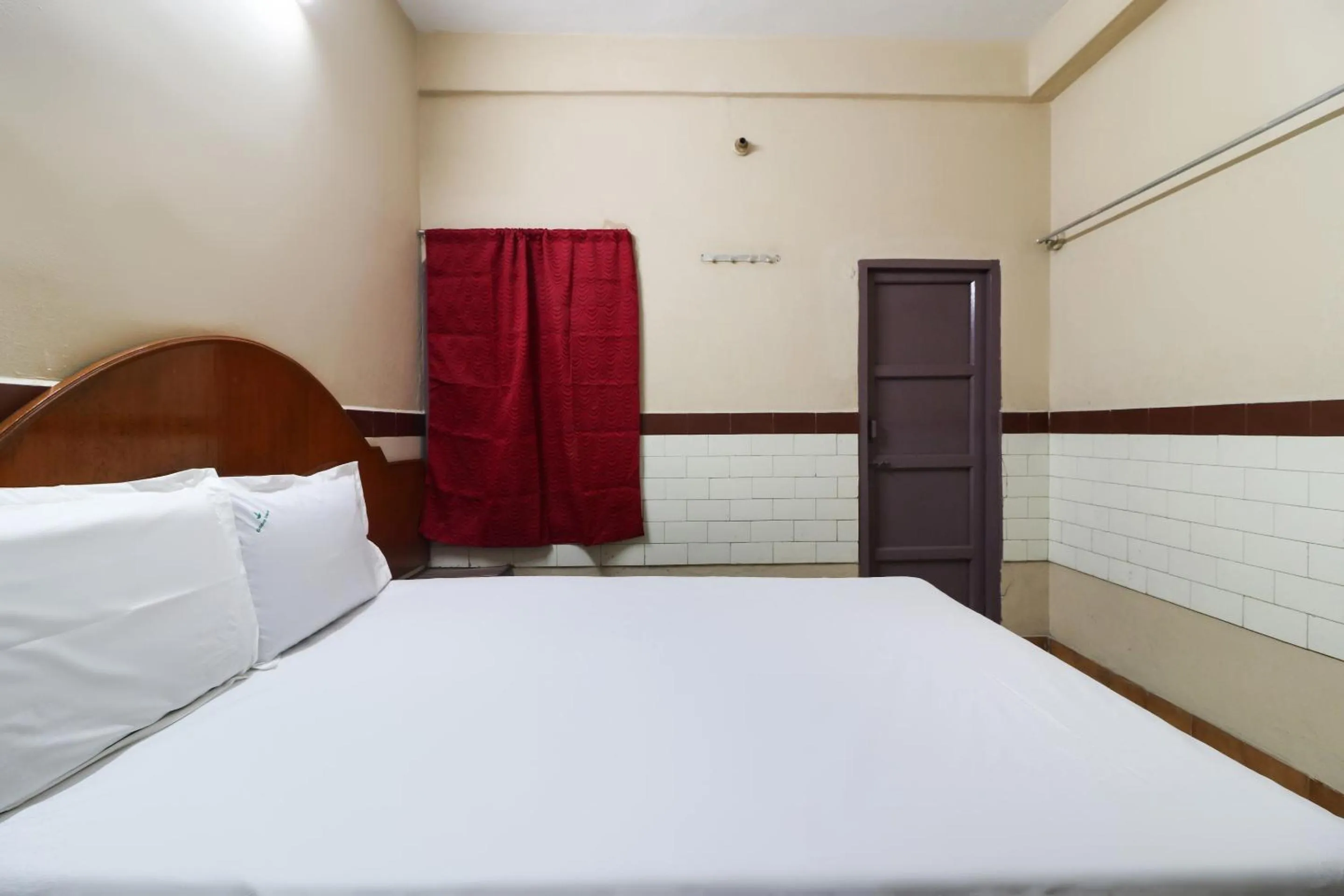 Bedroom, Bed in Hotel O Jayanthi Mansion
